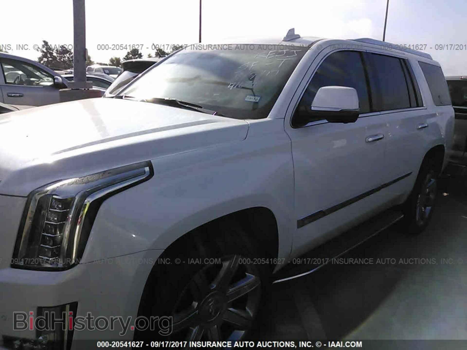 2016 Cadillac Escalade - VIN: 1GYS3BKJ3GR416741 - Фото 2