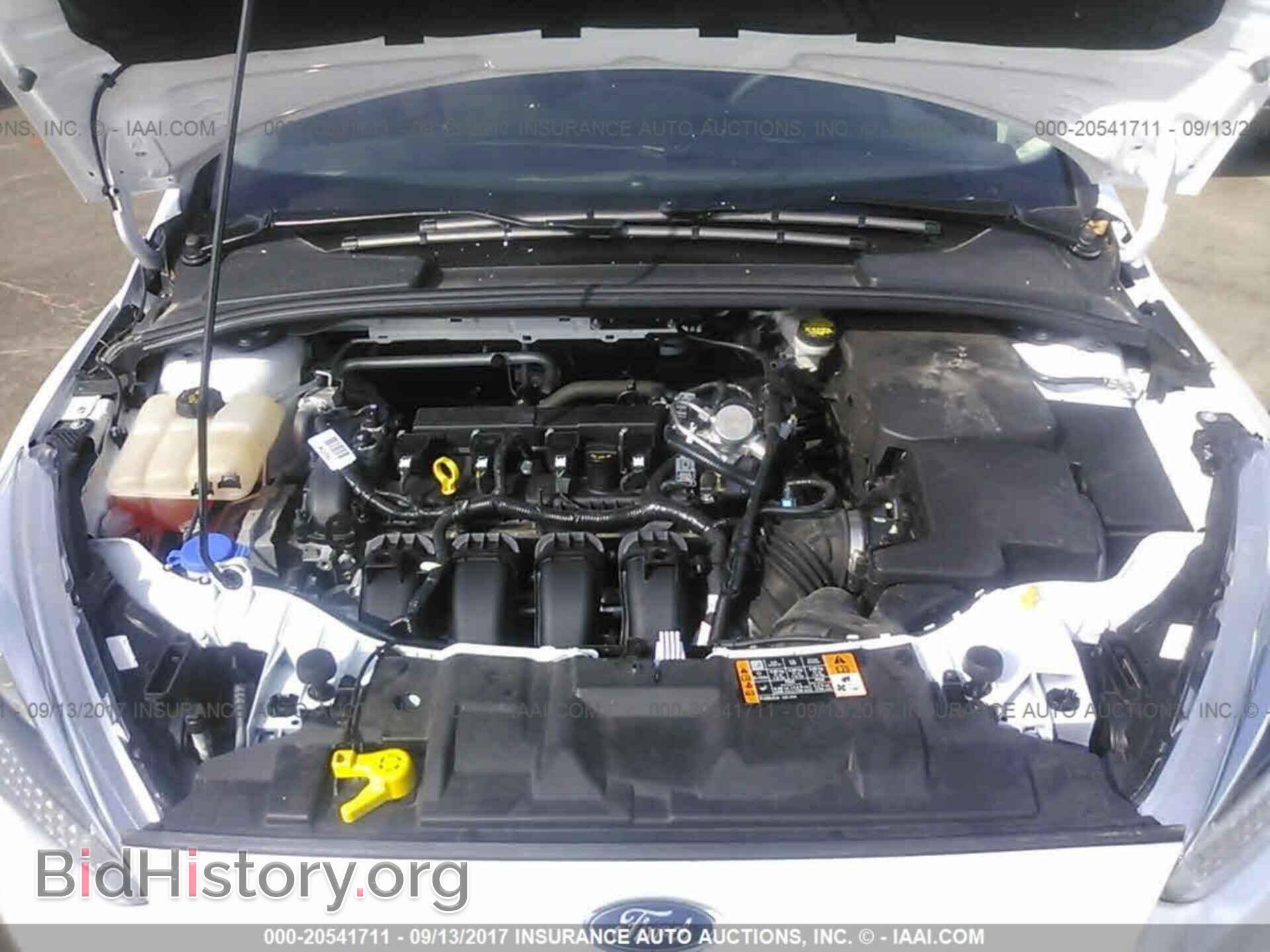 2016 Ford Focus - VIN: 1FADP3F25GL391099 - Photo 10