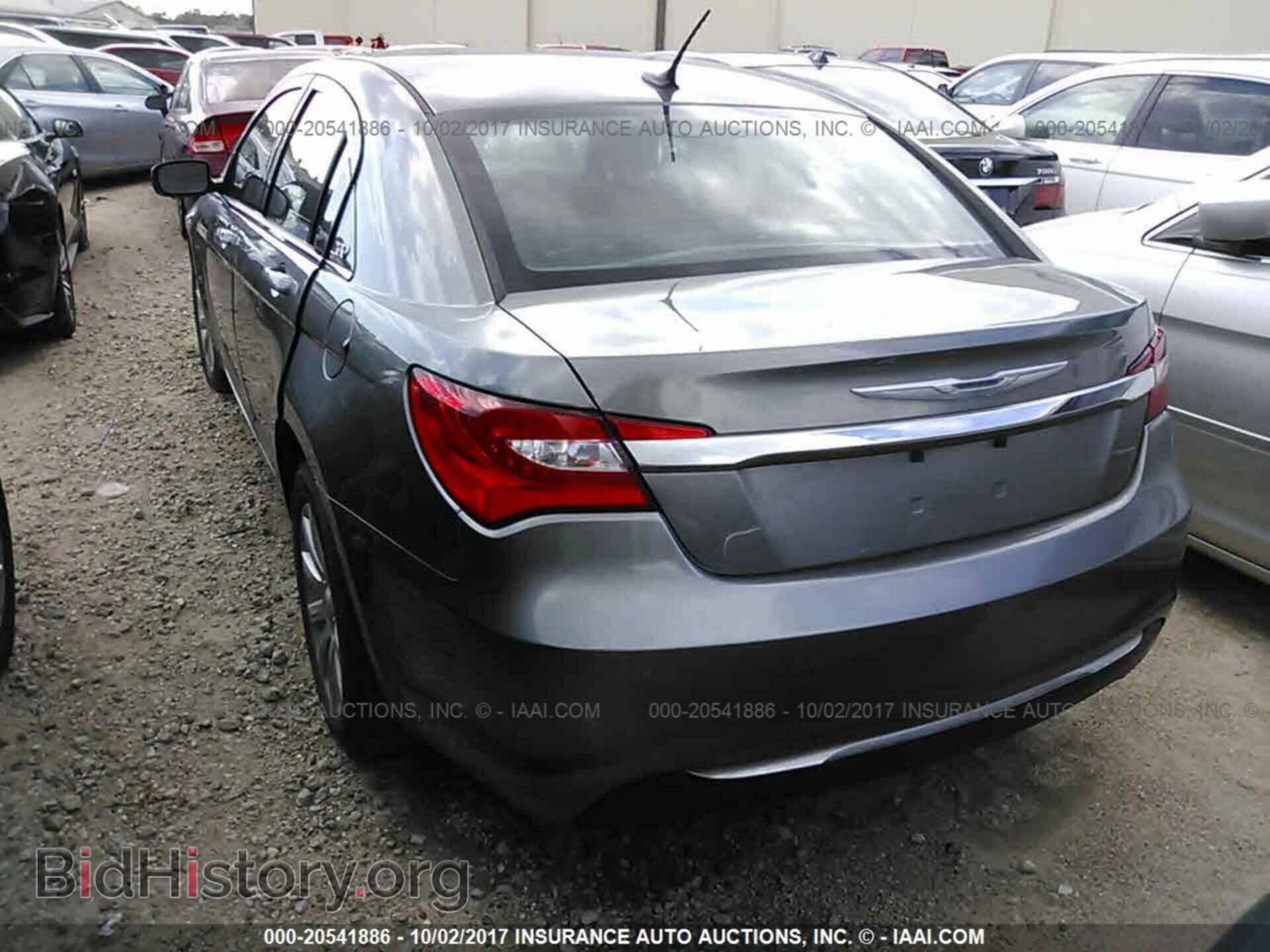 2013 Chrysler 200 - VIN: 1C3CCBBB7DN706412 - Фото 3