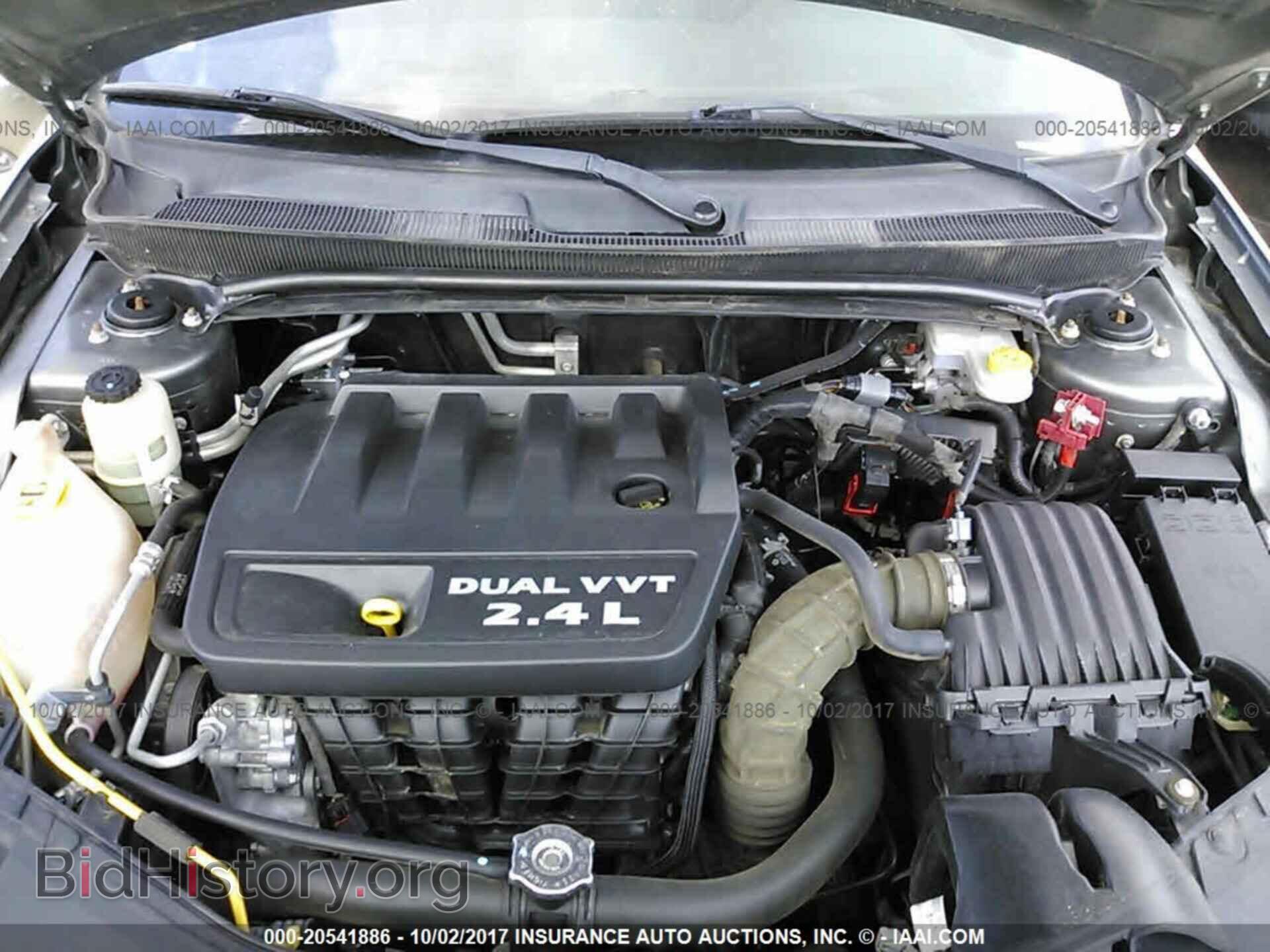 2013 Chrysler 200 - VIN: 1C3CCBBB7DN706412 - Фото 10
