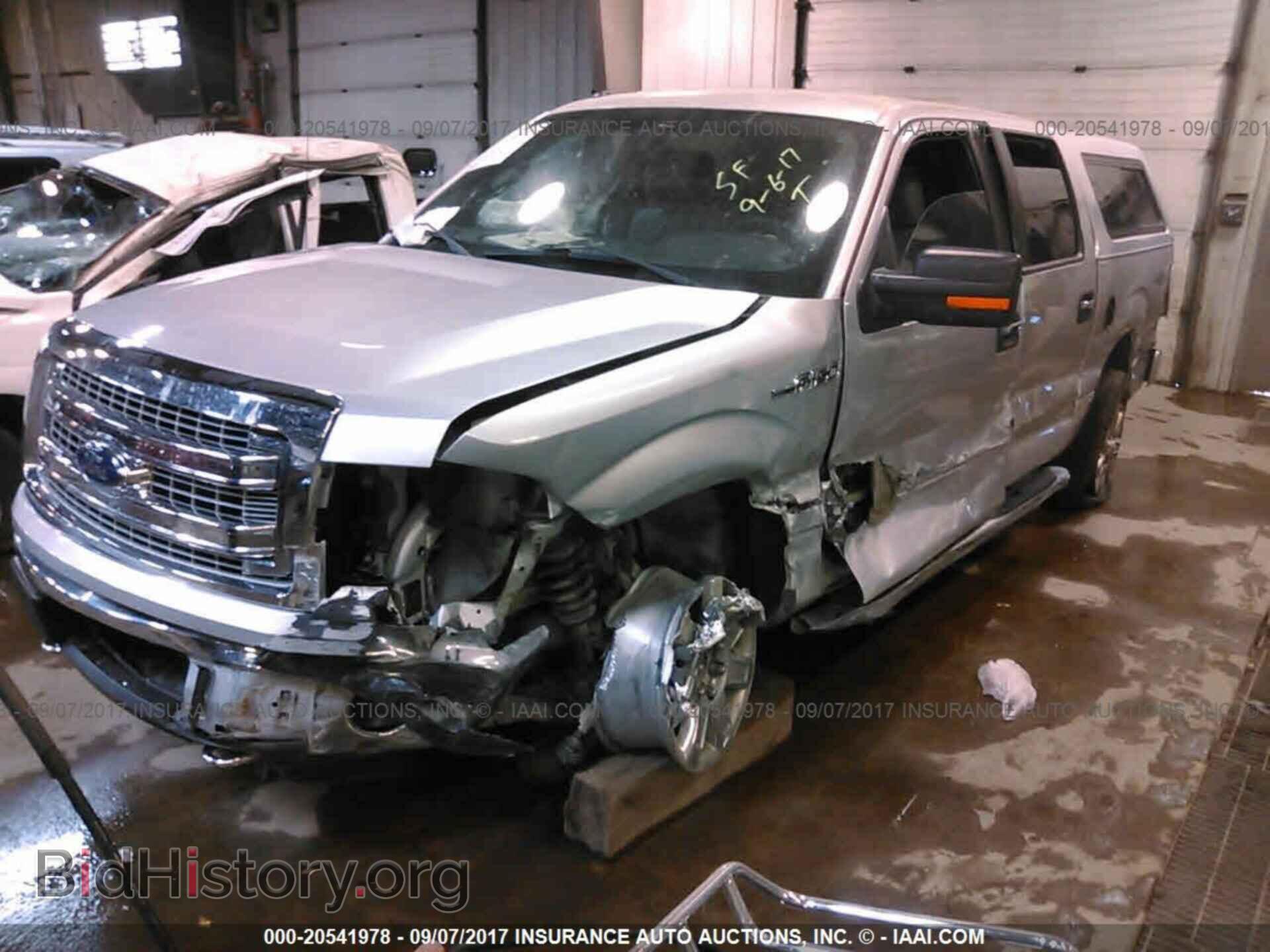 2013 Ford F150 - VIN: 1FTFW1ET4DFD17218 - Фото 2