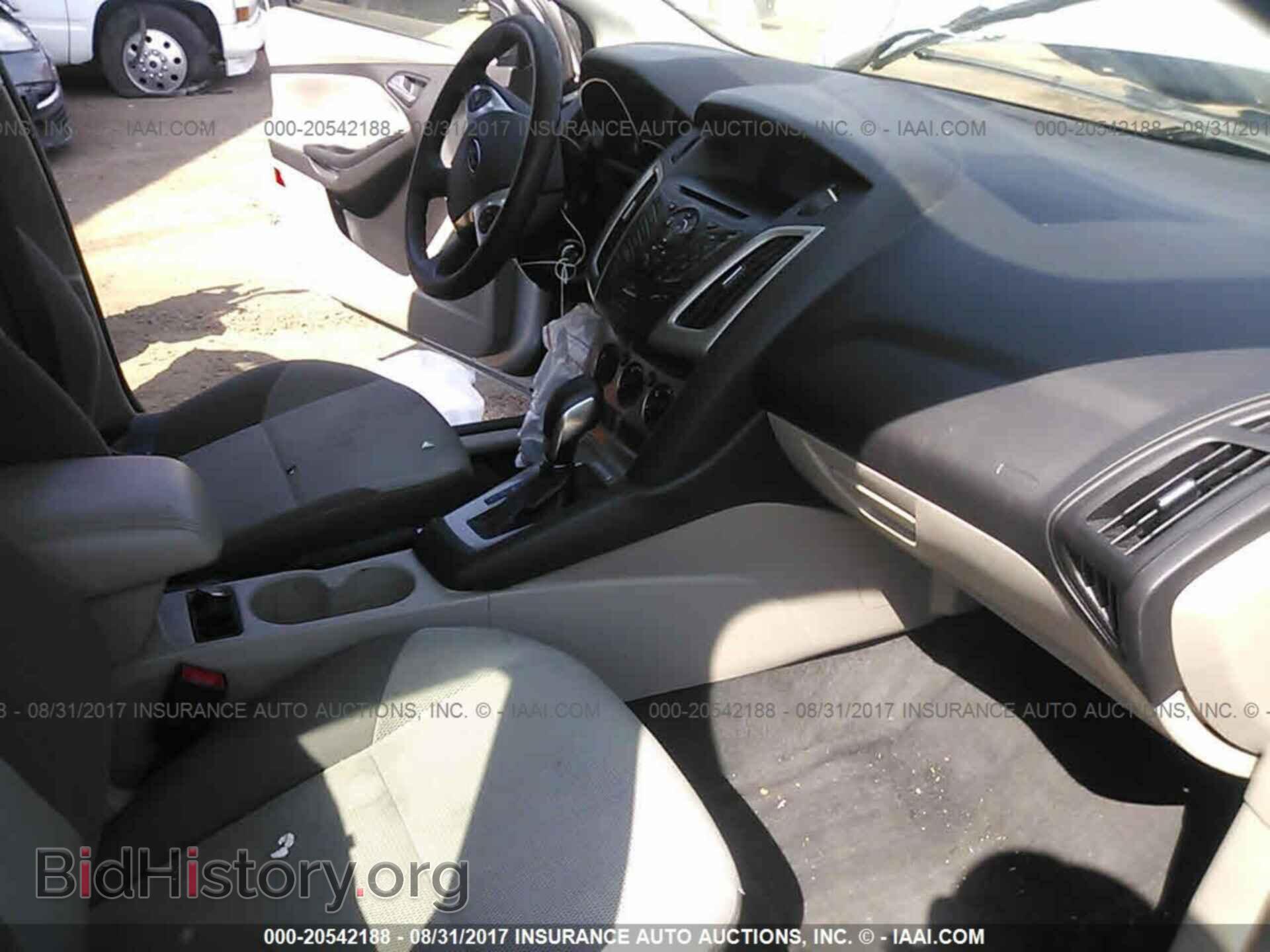 2014 Ford Focus - VIN: 1FADP3F27EL145913 - Фото 5