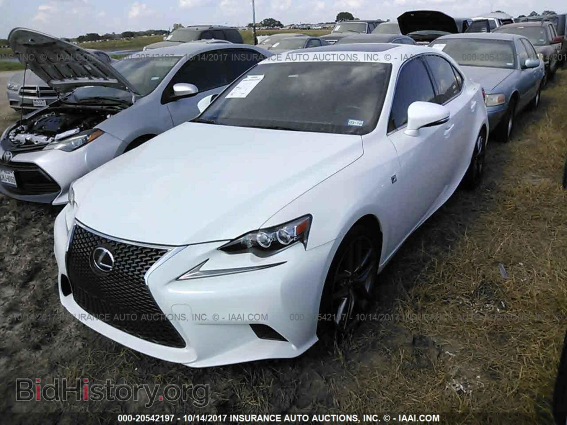 2015 Lexus Is - VIN: JTHBE1D22F5019039 - Photo 2