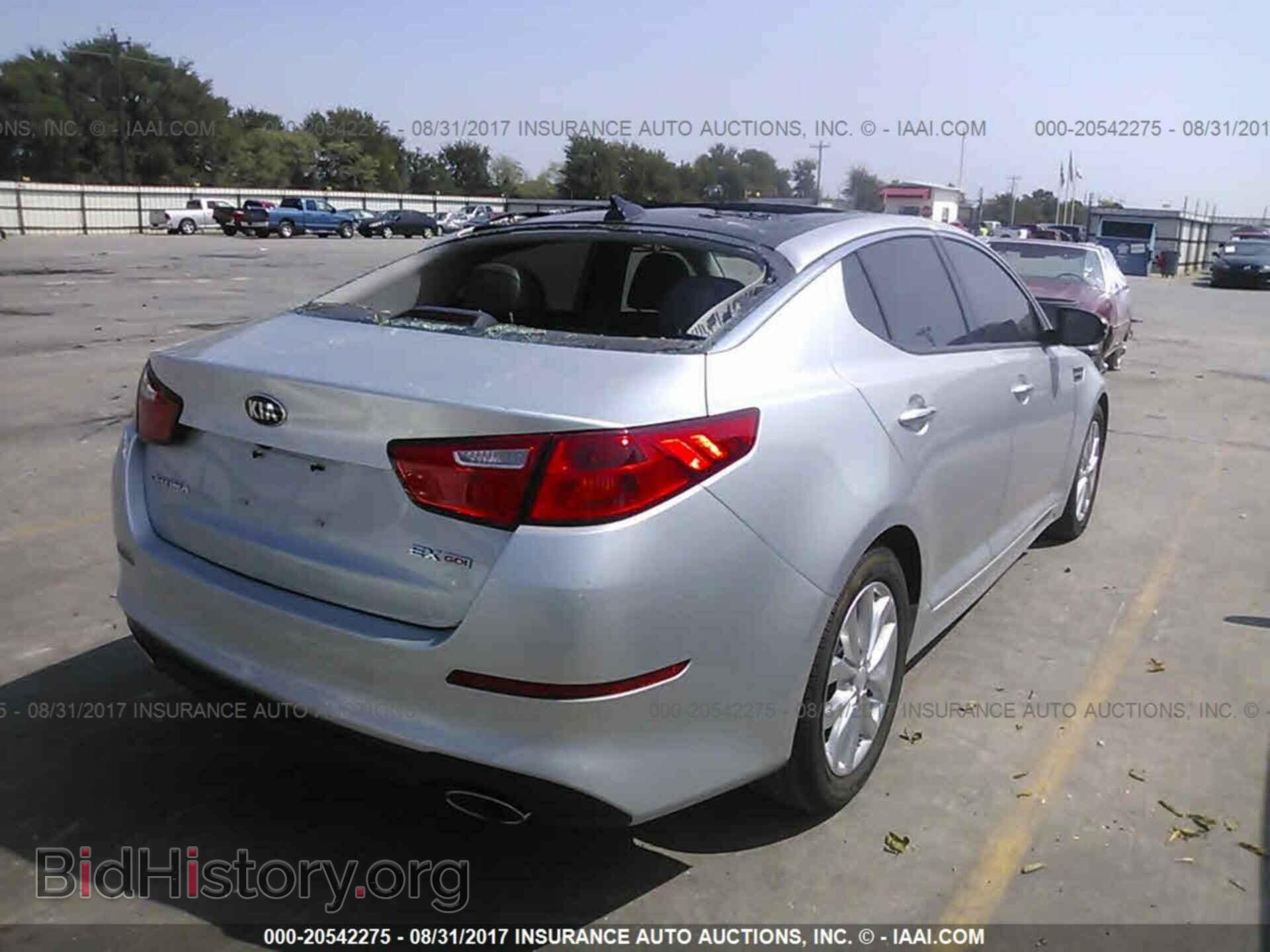 2015 Kia Optima - VIN: 5XXGN4A74FG498200 - Photo 4