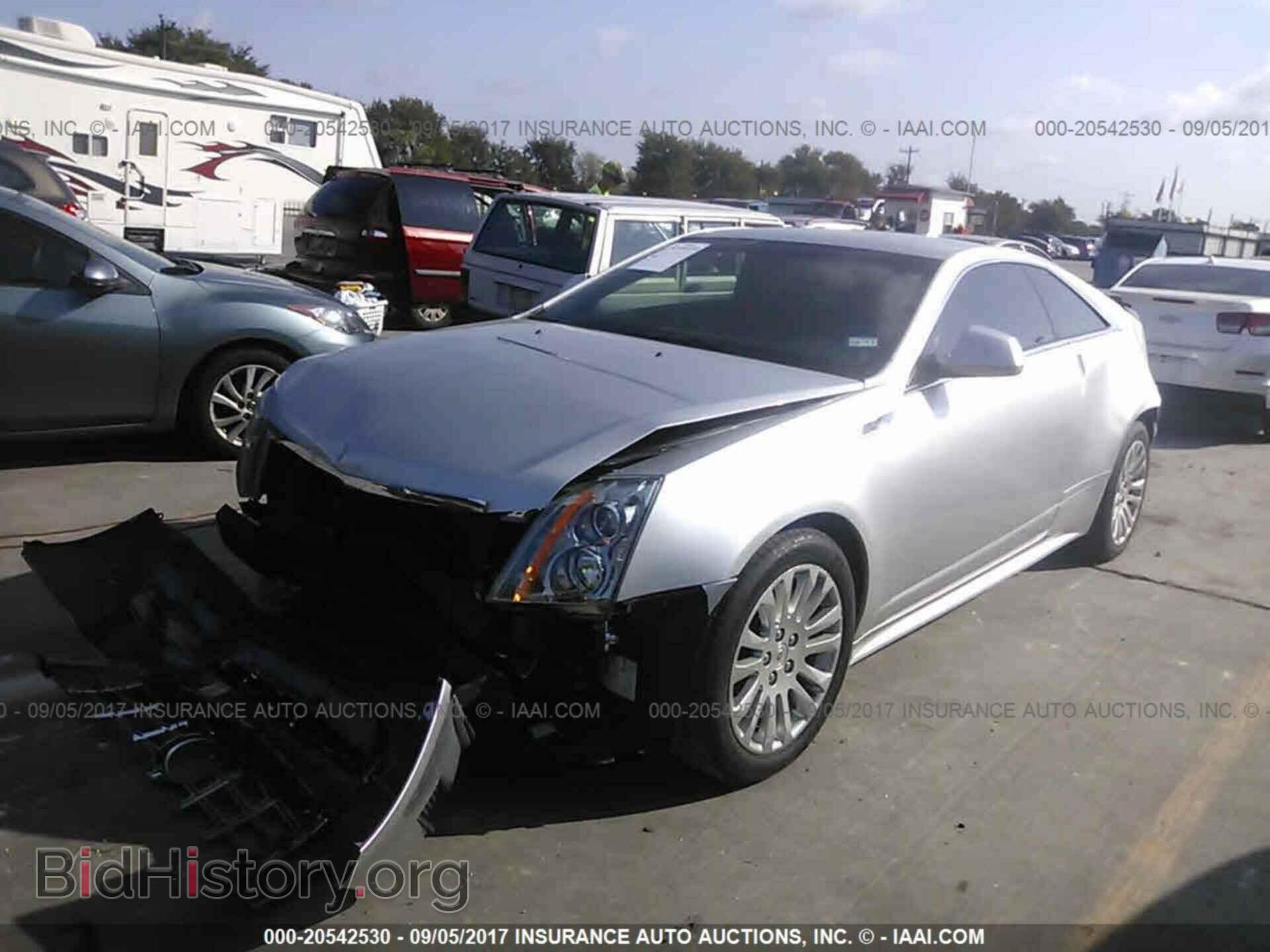 2014 Cadillac Cts - VIN: 1G6DA1E32E0109089 - Photo 2