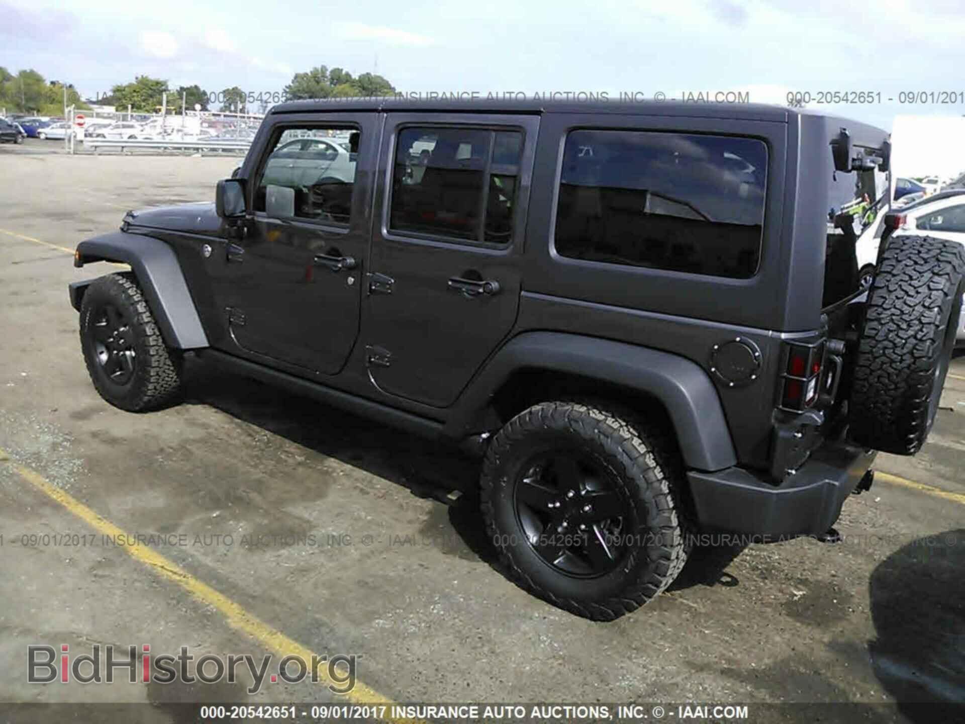 2017 Jeep Wrangler - VIN: 1C4BJWDGXHL682735 - Фото 3