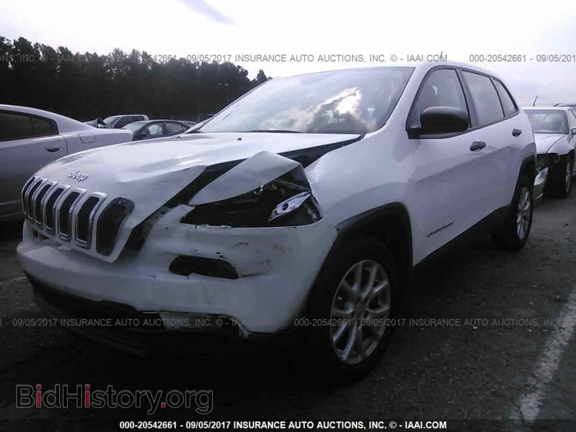 2014 Jeep Cherokee - VIN: 1C4PJLAB1EW249179 - Фото 2