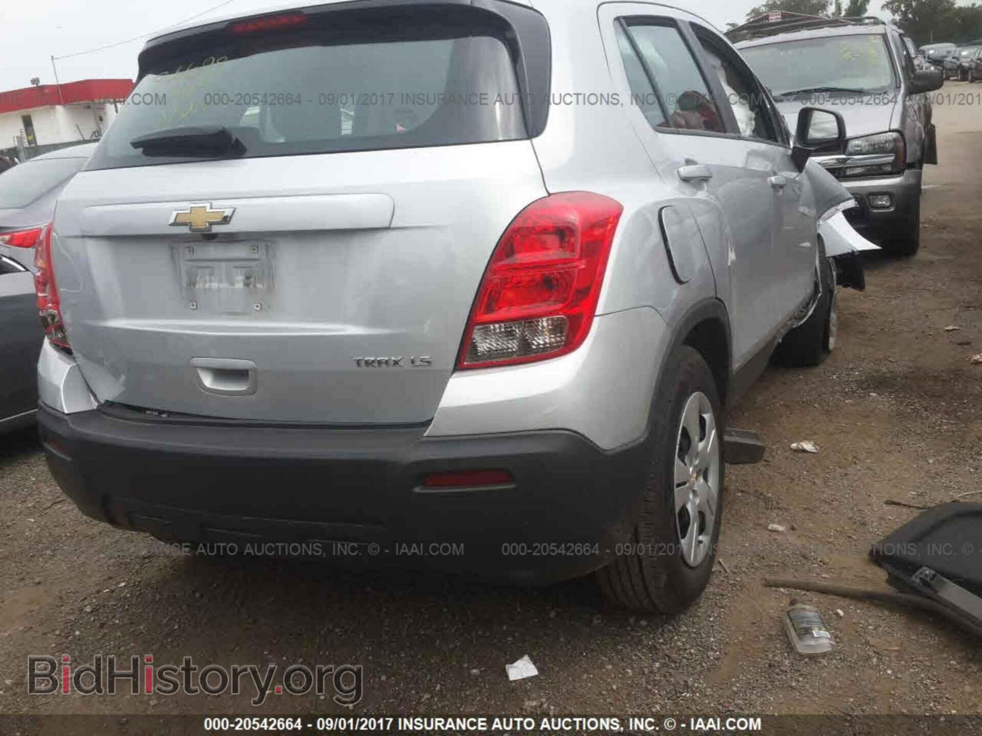 2016 Chevrolet Trax - VIN: 3GNCJKSBXGL233845 - Фото 4