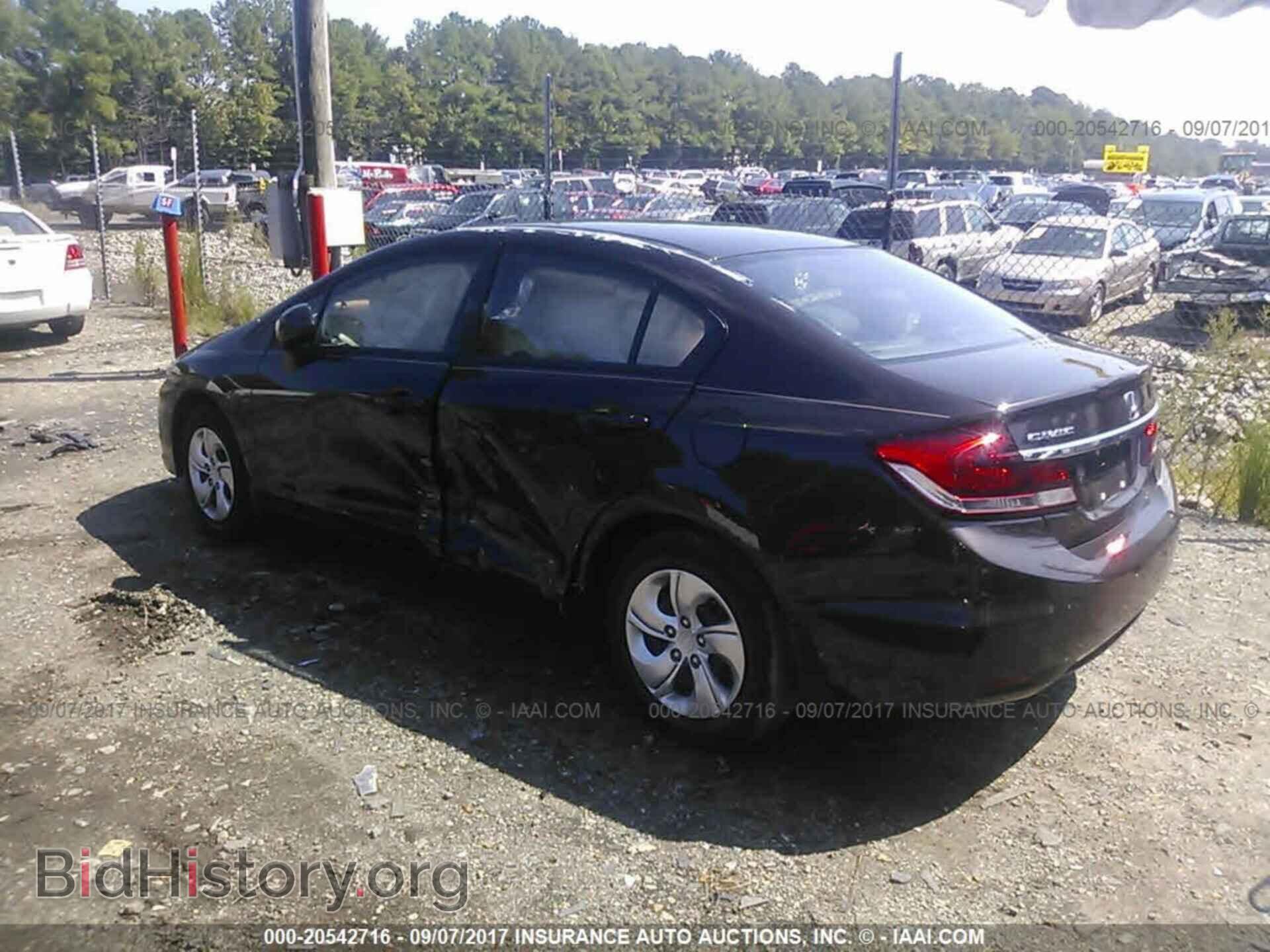 2013 Honda Civic - VIN: 2HGFB2F59DH577874 - Photo 3