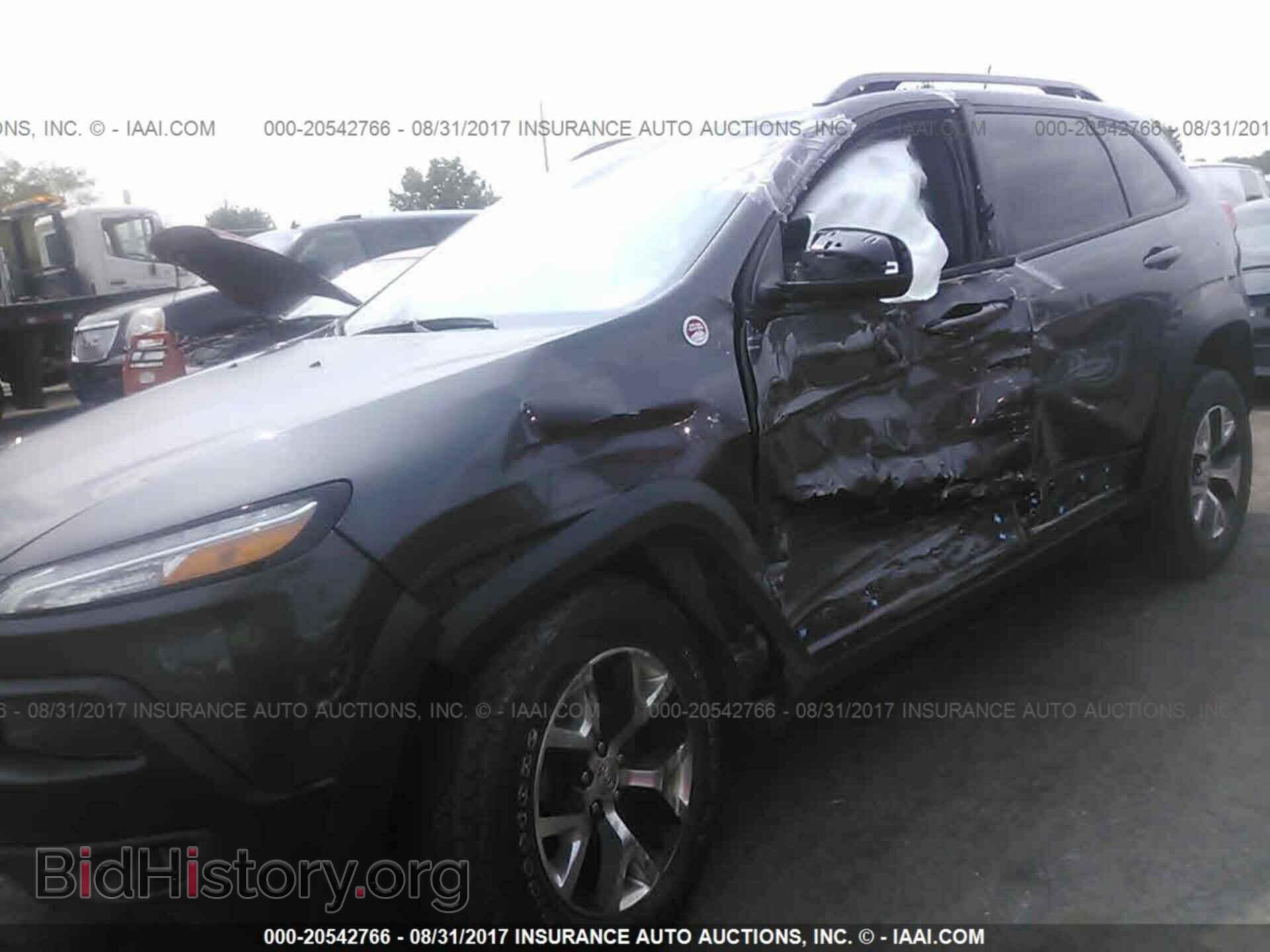 2014 Jeep Cherokee - VIN: 1C4PJMBS8EW138987 - Фото 6