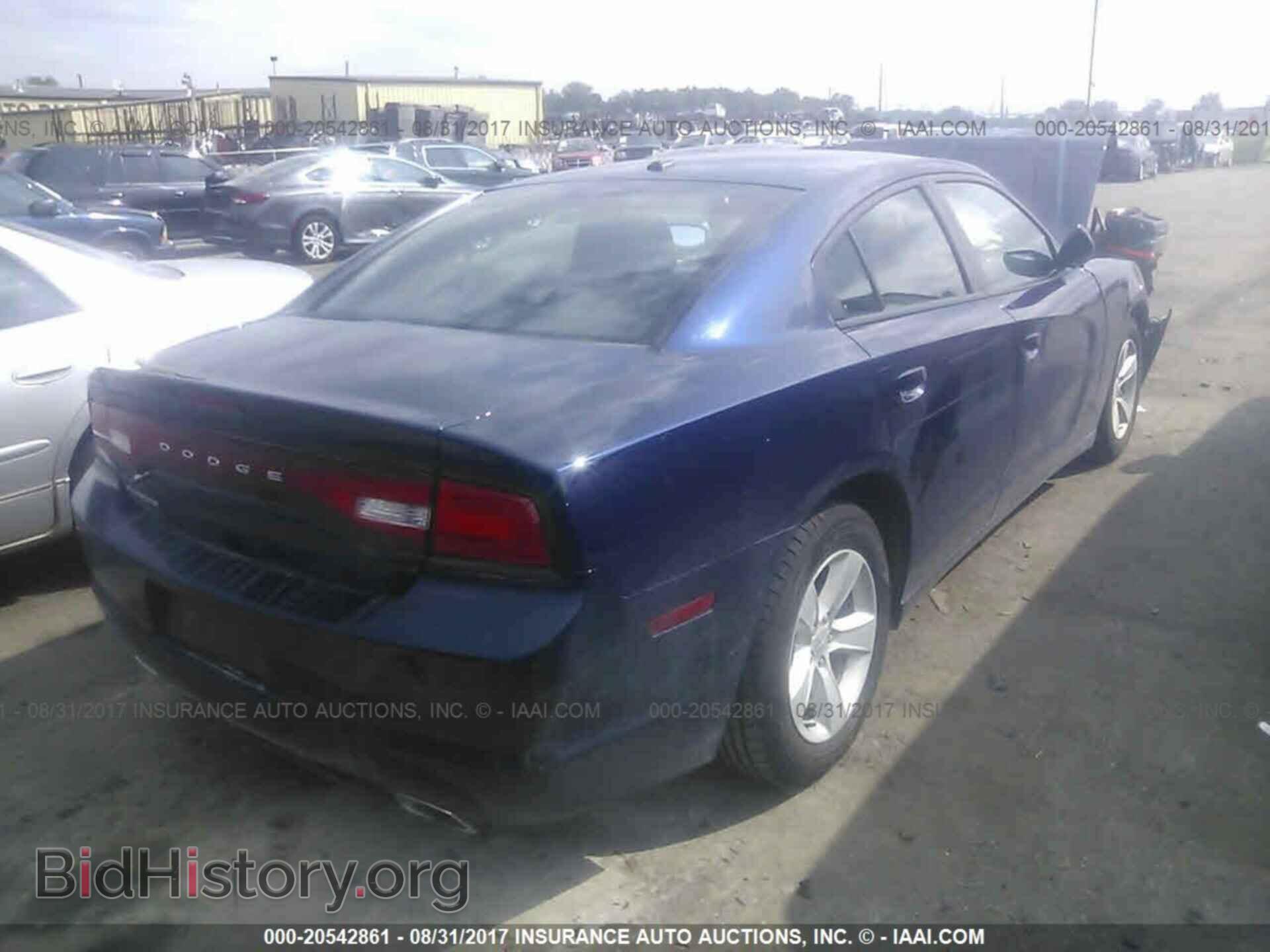 2013 Dodge Charger - VIN: 2C3CDXBG3DH563506 - Photo 4