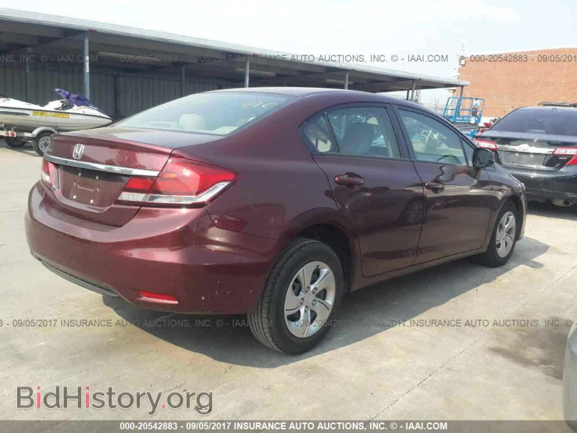 2013 Honda Civic - VIN: 19XFB2F57DE083670 - Photo 4