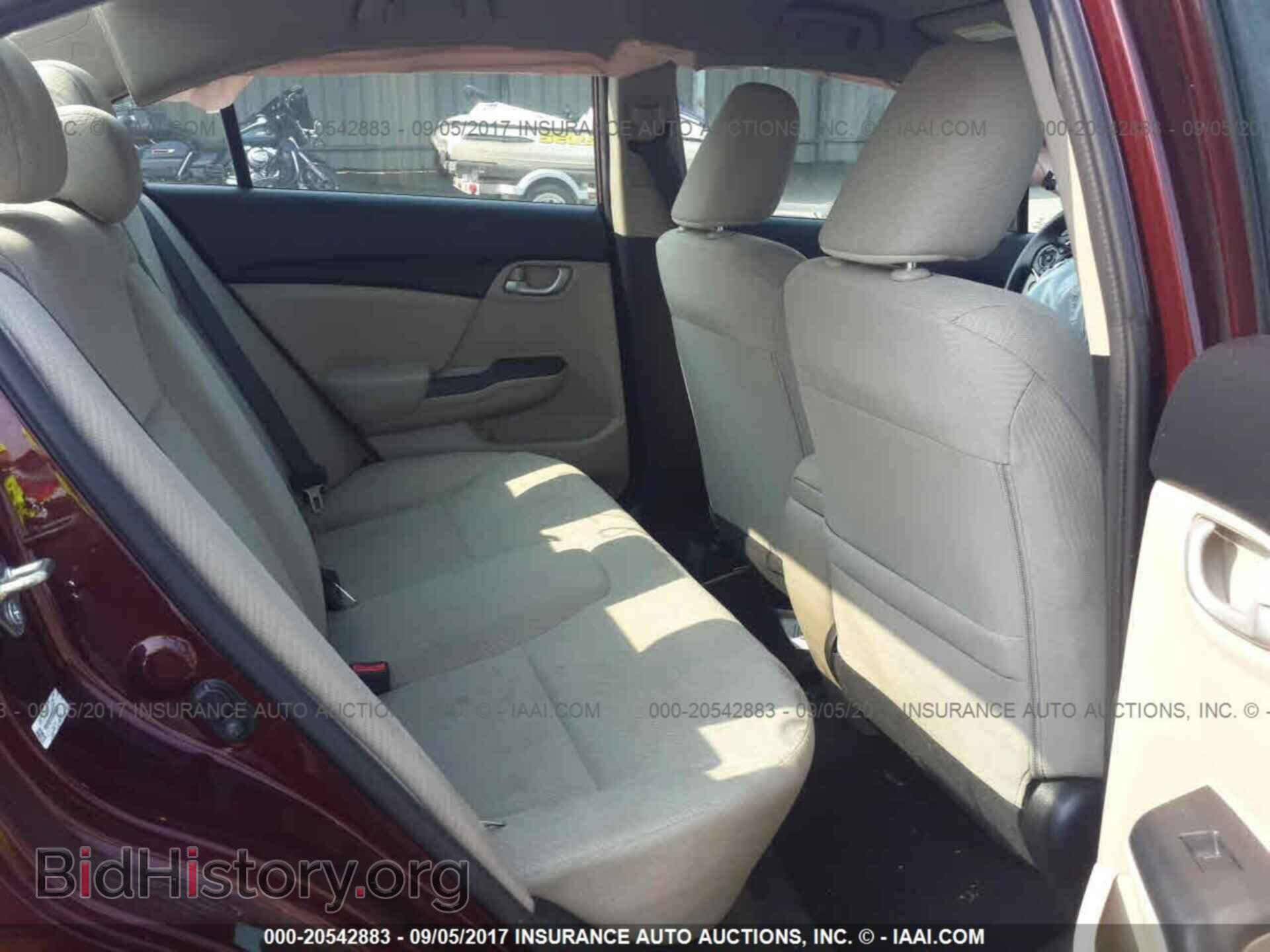 2013 Honda Civic - VIN: 19XFB2F57DE083670 - Photo 8