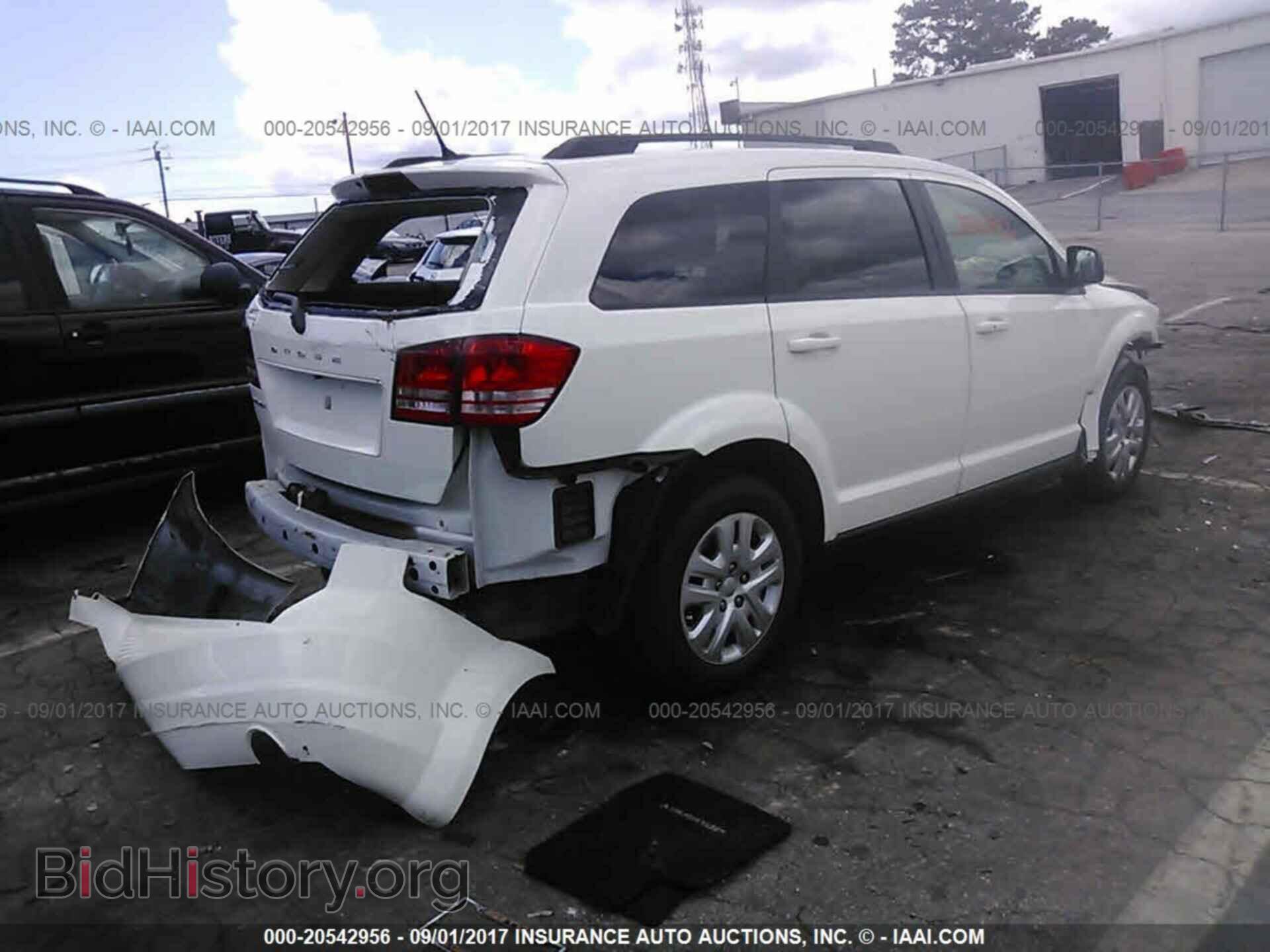 2017 Dodge Journey - VIN: 3C4PDCAB0HT545876 - Фото 4