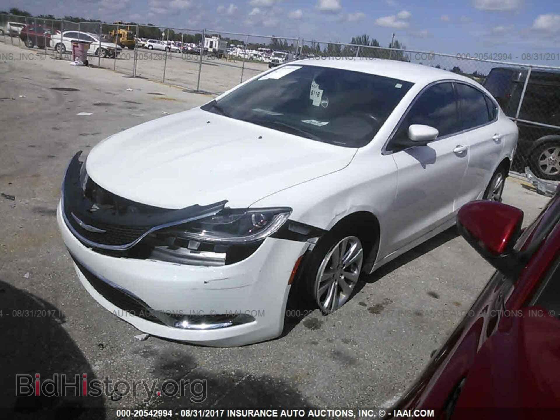 2015 Chrysler 200 - VIN: 1C3CCCAB9FN657823 - Photo 2