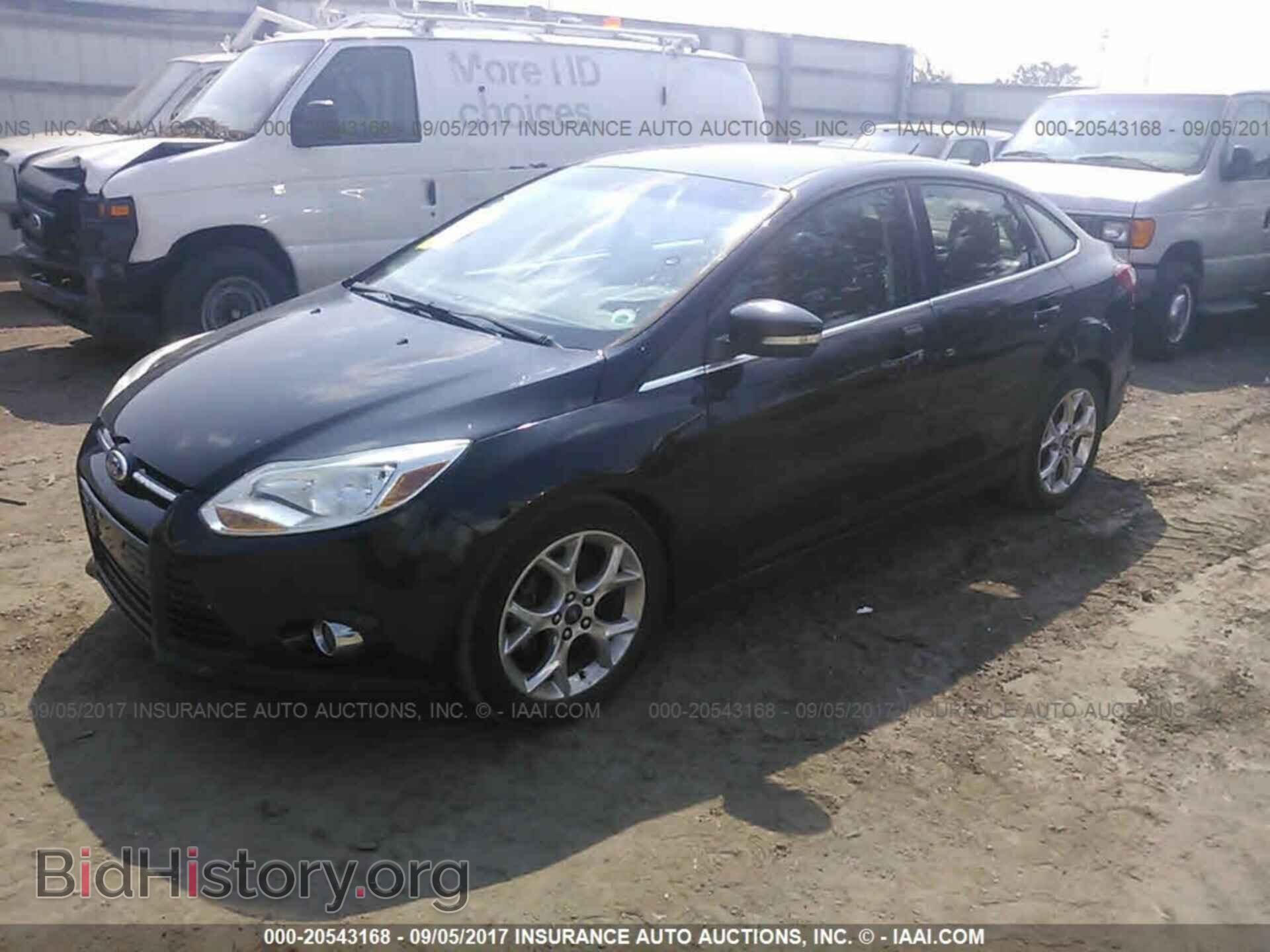 2012 Ford Focus - VIN: 1FAHP3H21CL219760 - Photo 2