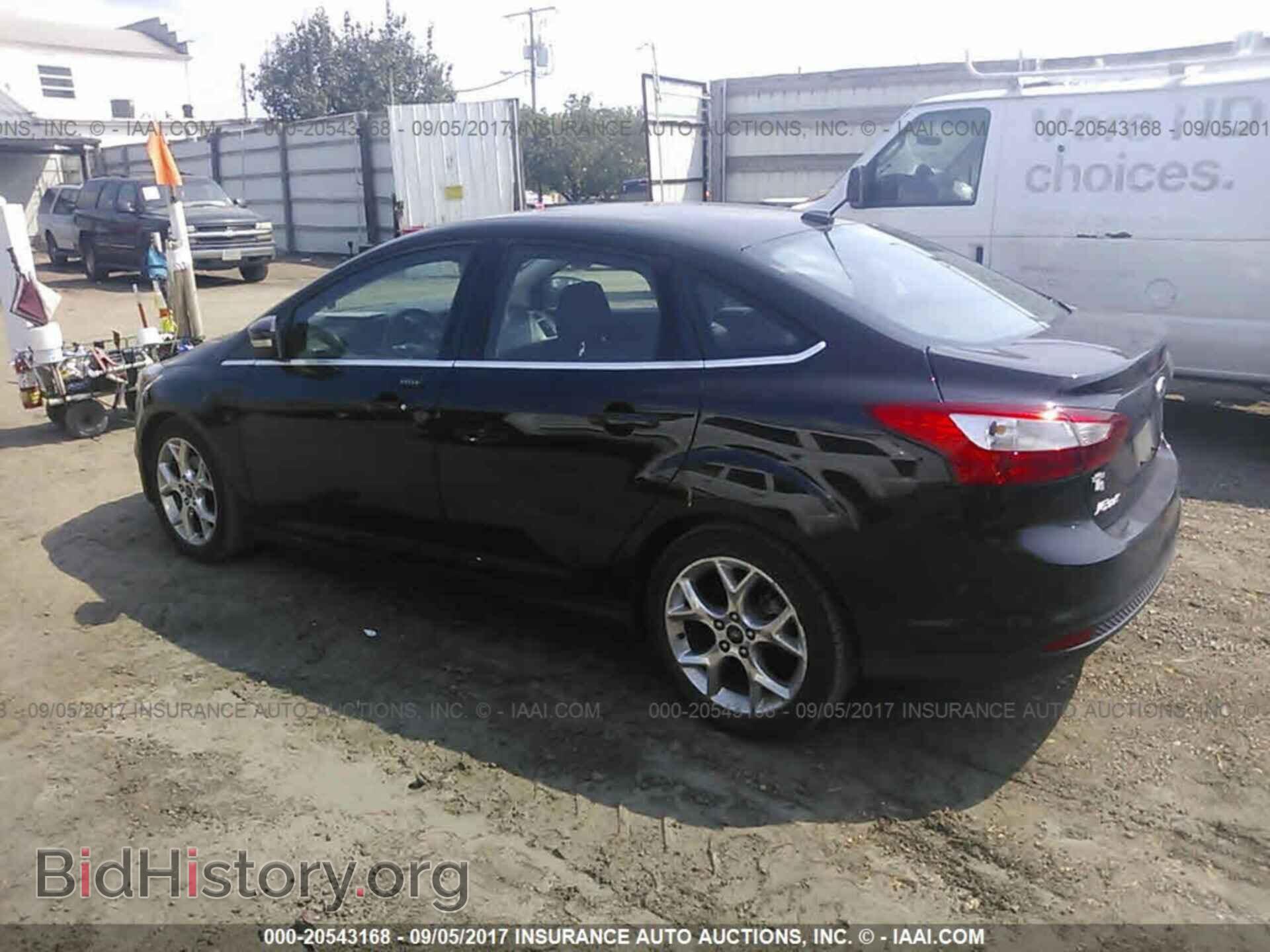 2012 Ford Focus - VIN: 1FAHP3H21CL219760 - Photo 3