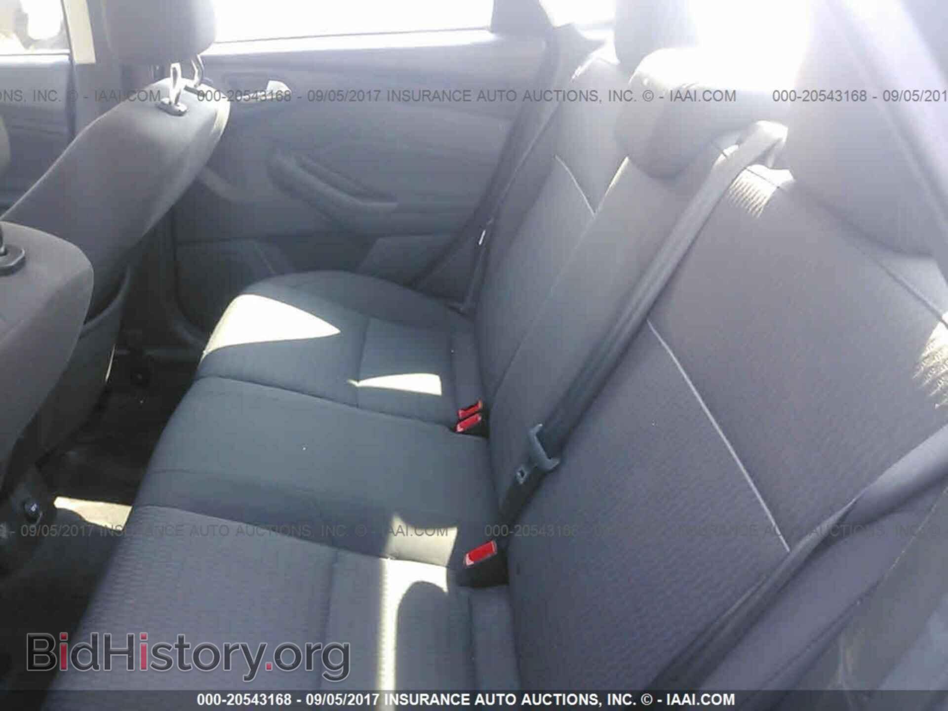 2012 Ford Focus - VIN: 1FAHP3H21CL219760 - Photo 8