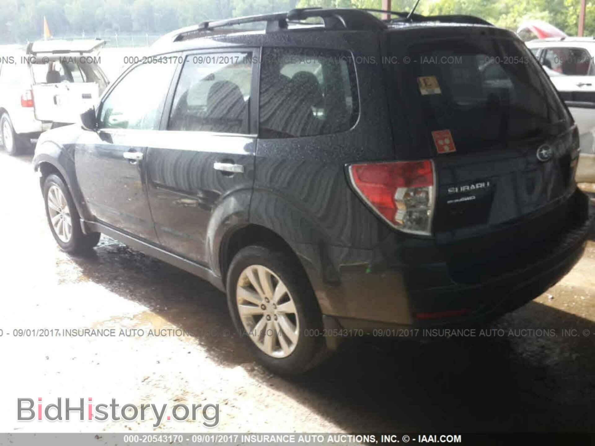 2011 Subaru Forester - VIN: JF2SHBCC8BH727332 - Фото 3