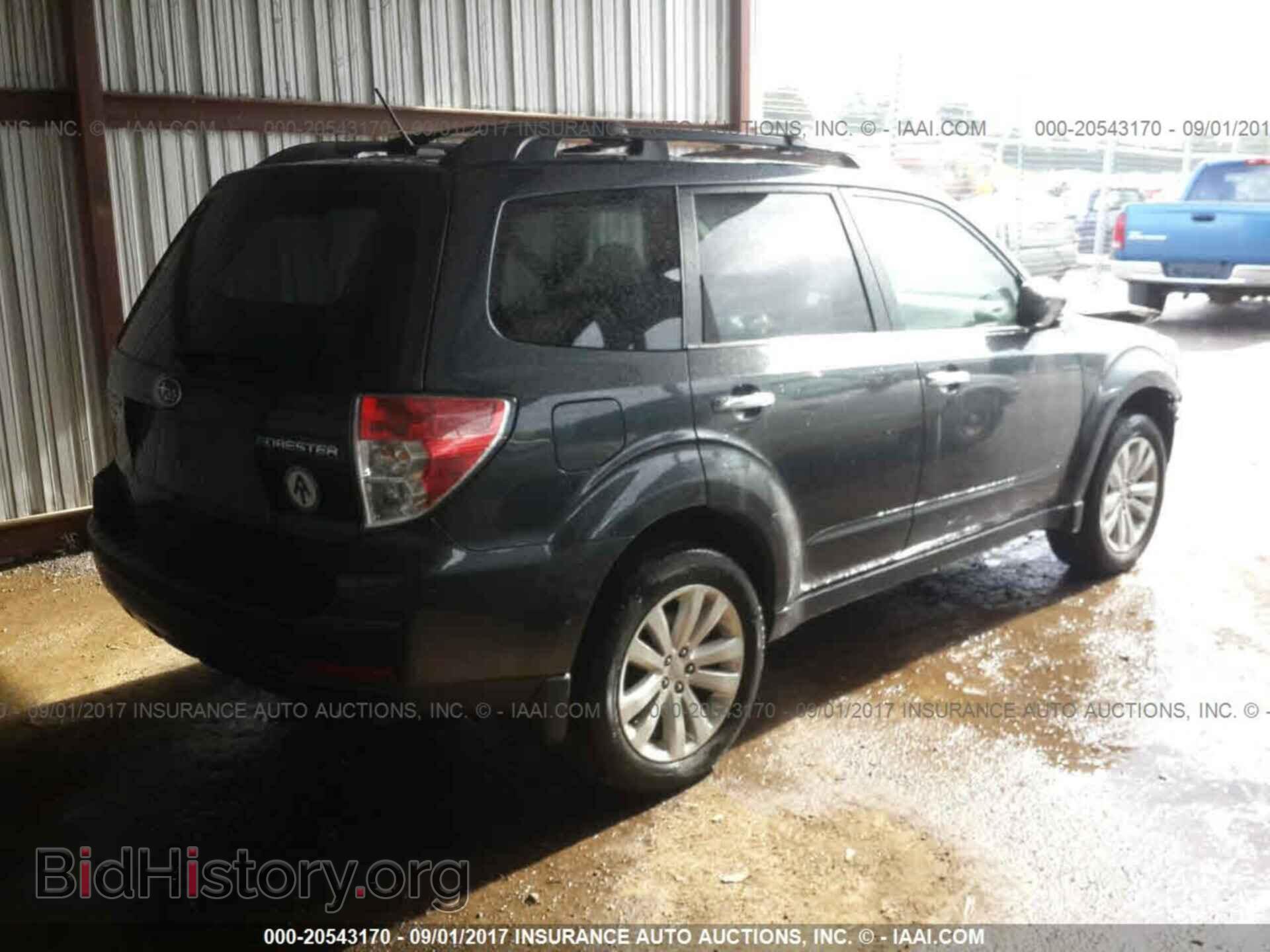 2011 Subaru Forester - VIN: JF2SHBCC8BH727332 - Фото 4