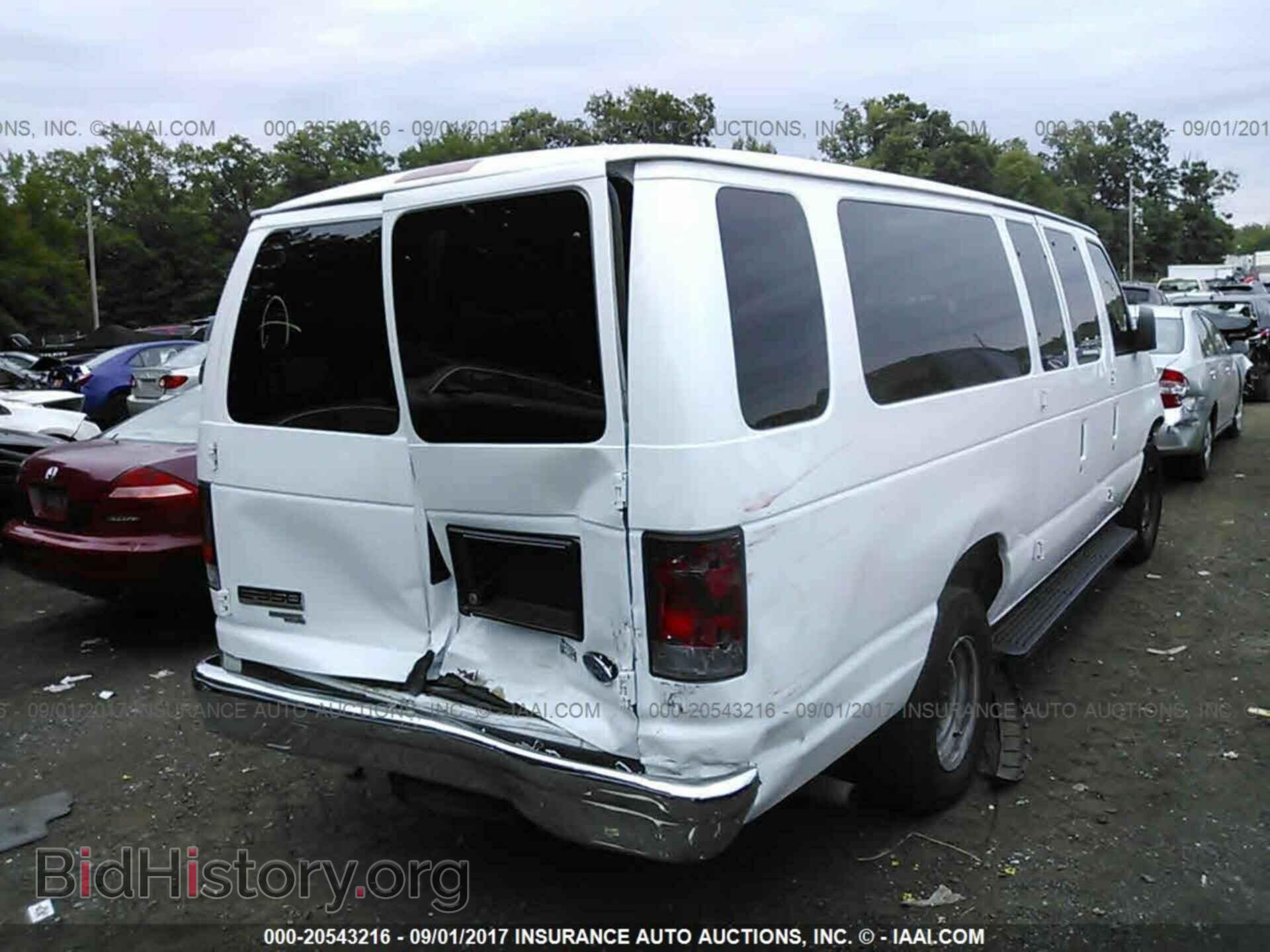 2011 Ford Econoline - VIN: 1FBSS3BL8BDB12542 - Photo 4