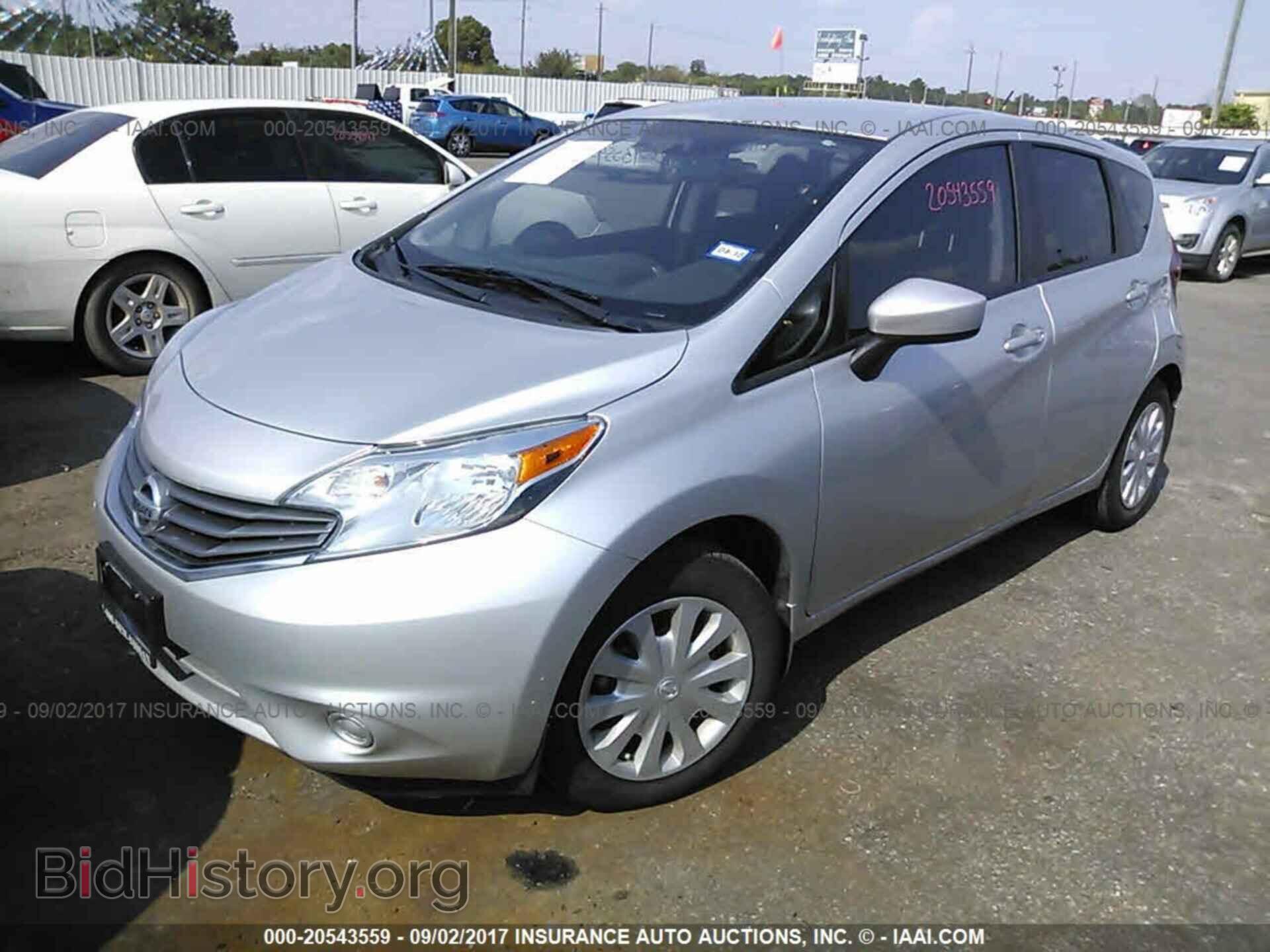 2015 Nissan Versa note - VIN: 3N1CE2CP6FL449670 - Фото 2