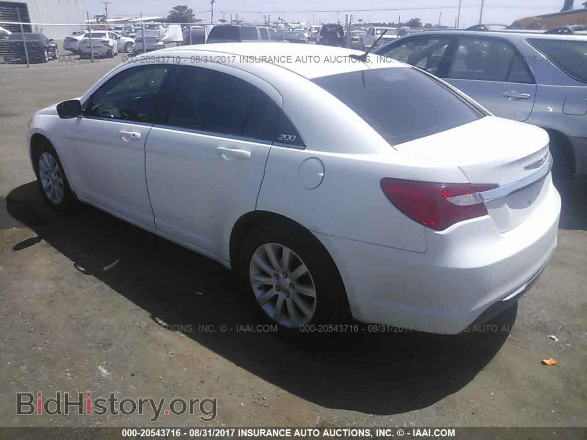 2013 Chrysler 200 - VIN: 1C3CCBBB1DN615510 - Photo 3