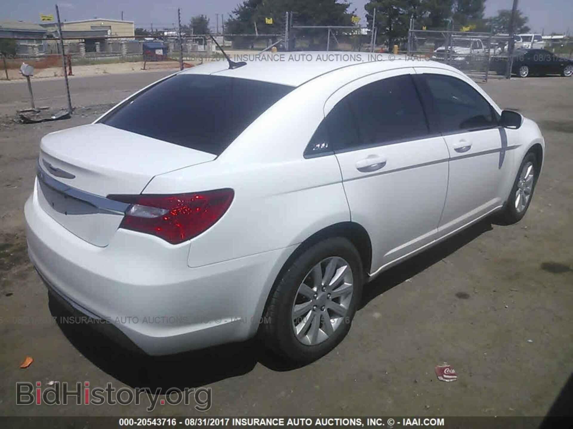 2013 Chrysler 200 - VIN: 1C3CCBBB1DN615510 - Photo 4