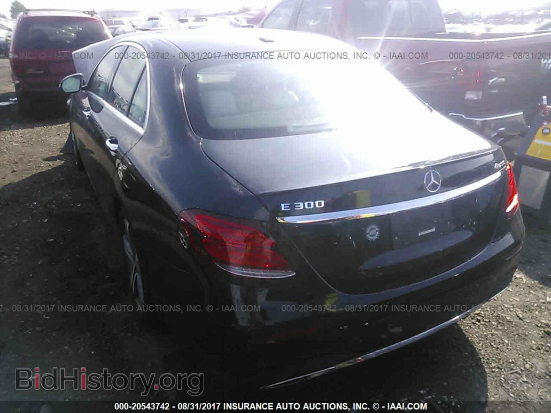 2017 Mercedes-benz E - VIN: WDDZF4KB9HA122332 - Photo 3