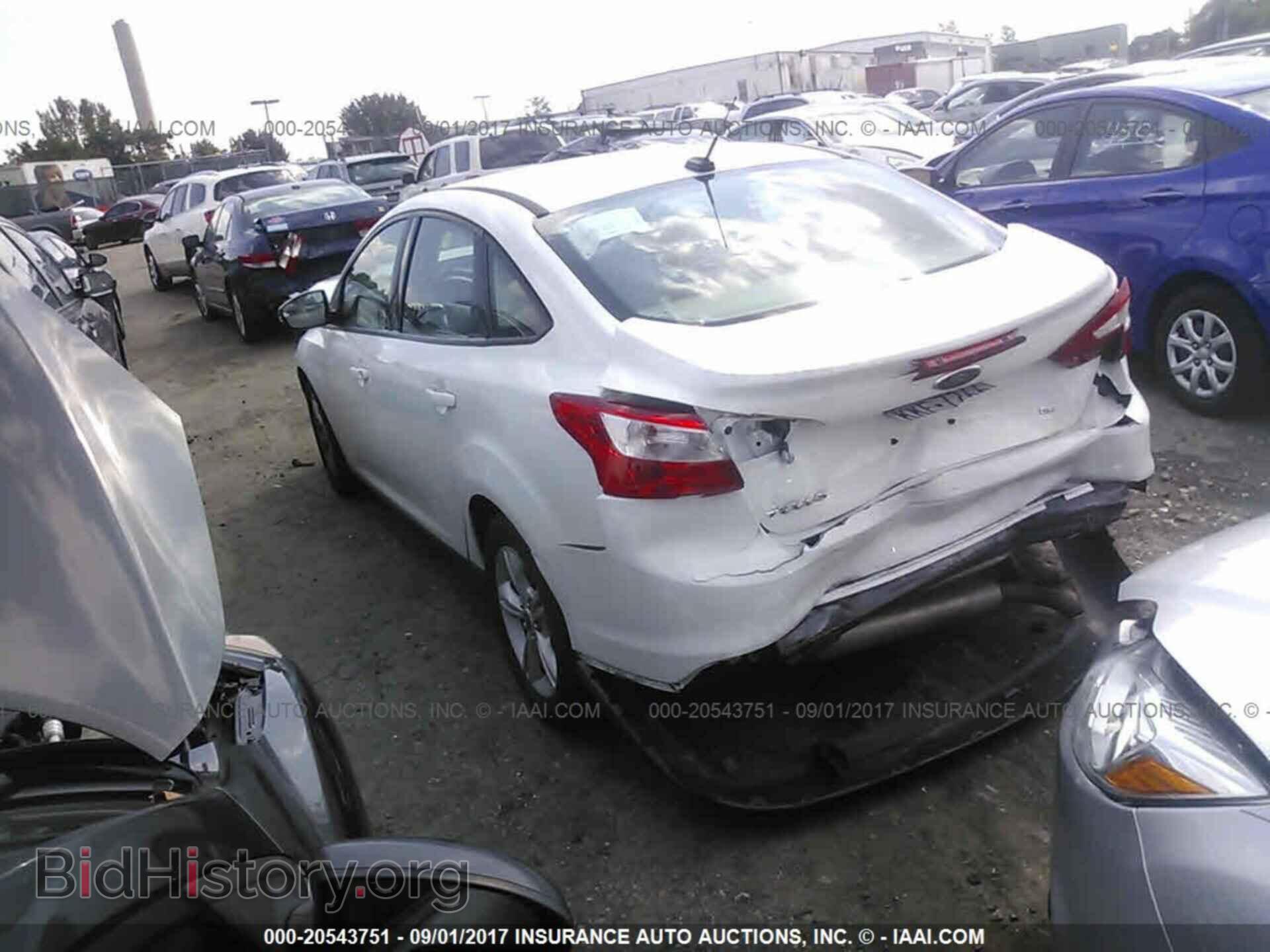 2013 Ford Focus - VIN: 1FADP3F23DL348800 - Photo 3