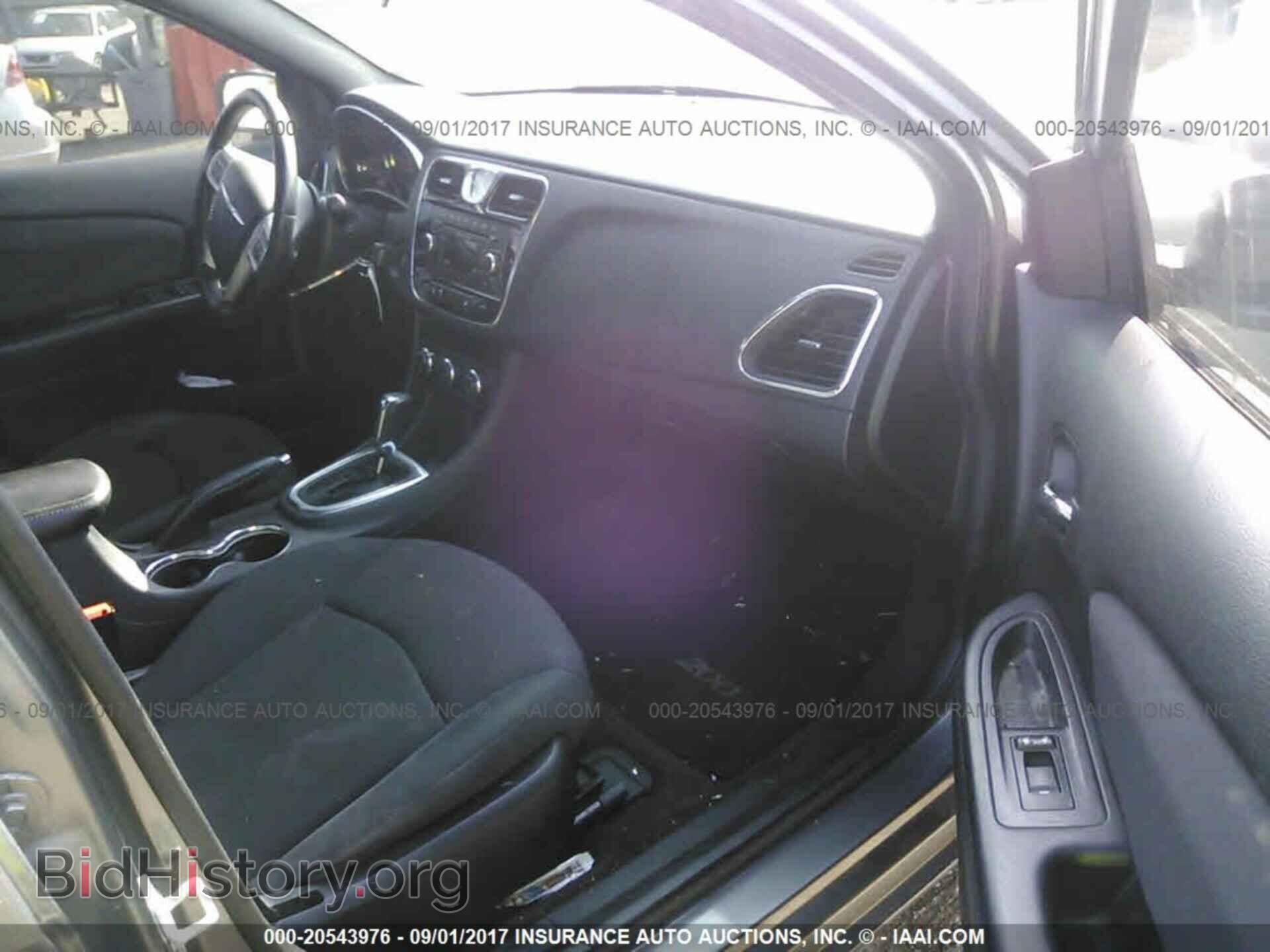 2012 Chrysler 200 - VIN: 1C3CCBBBXCN262697 - Photo 5