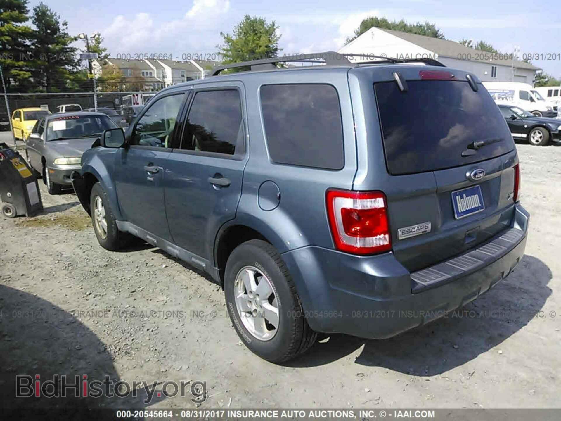 2011 Ford Escape - VIN: 1FMCU9DG7BKC35785 - Photo 3