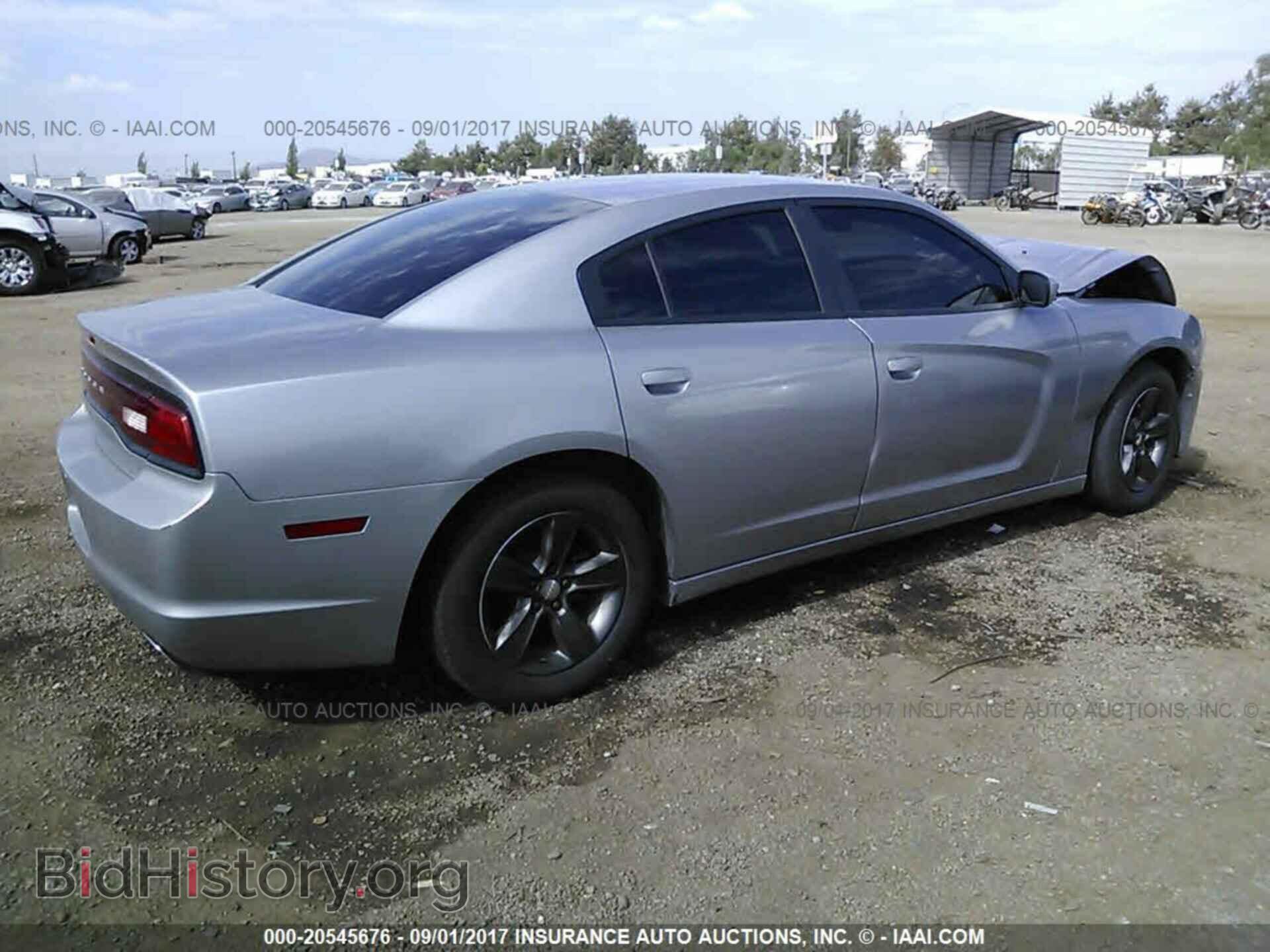 2014 Dodge Charger - VIN: 2C3CDXBG7EH324185 - Photo 4