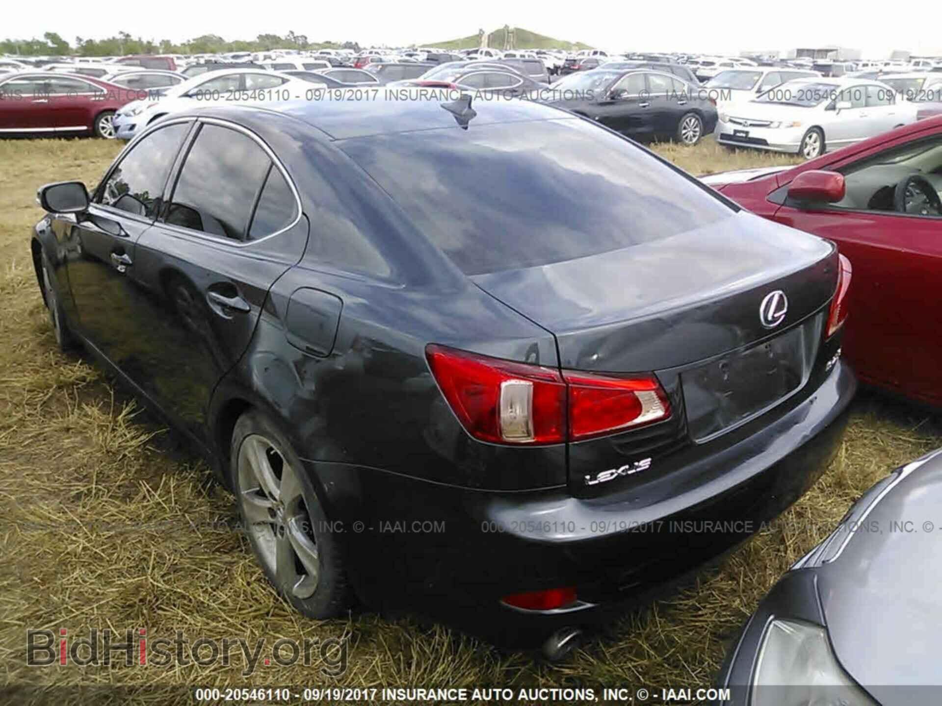 2011 Lexus Is - VIN: JTHBF5C22B5138256 - Photo 3