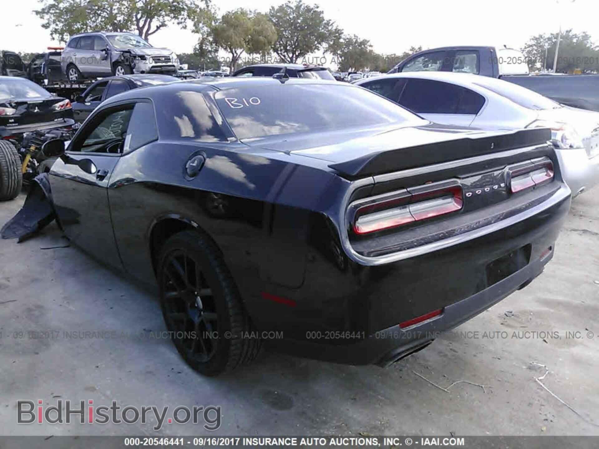 2015 Dodge Challenger - VIN: 2C3CDZFJ8FH706678 - Photo 3