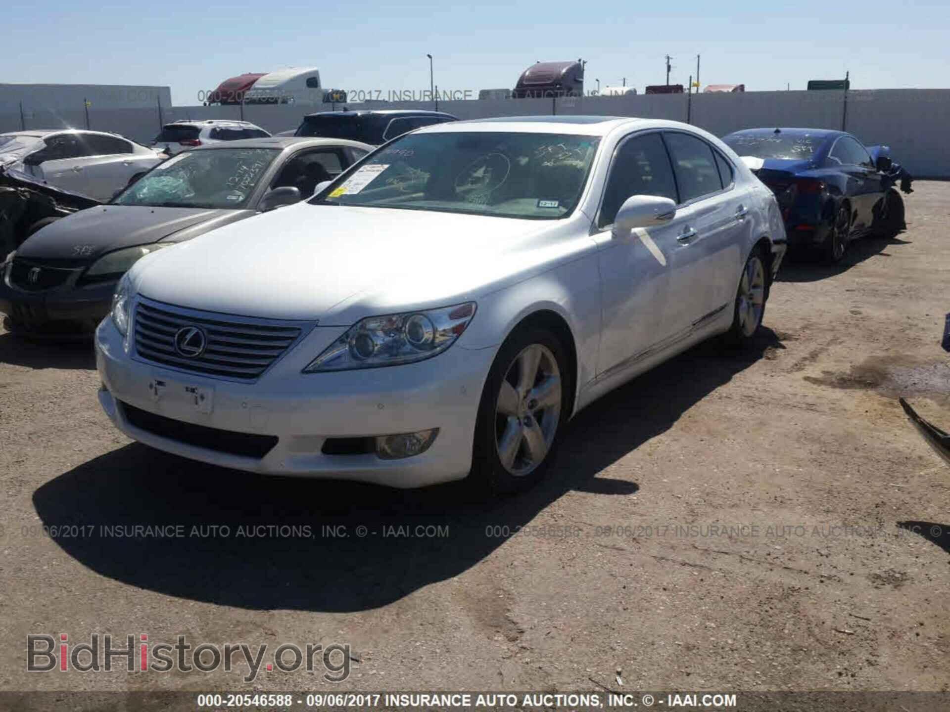 2012 Lexus Ls - VIN: JTHBL5EF9C5110433 - Фото 2