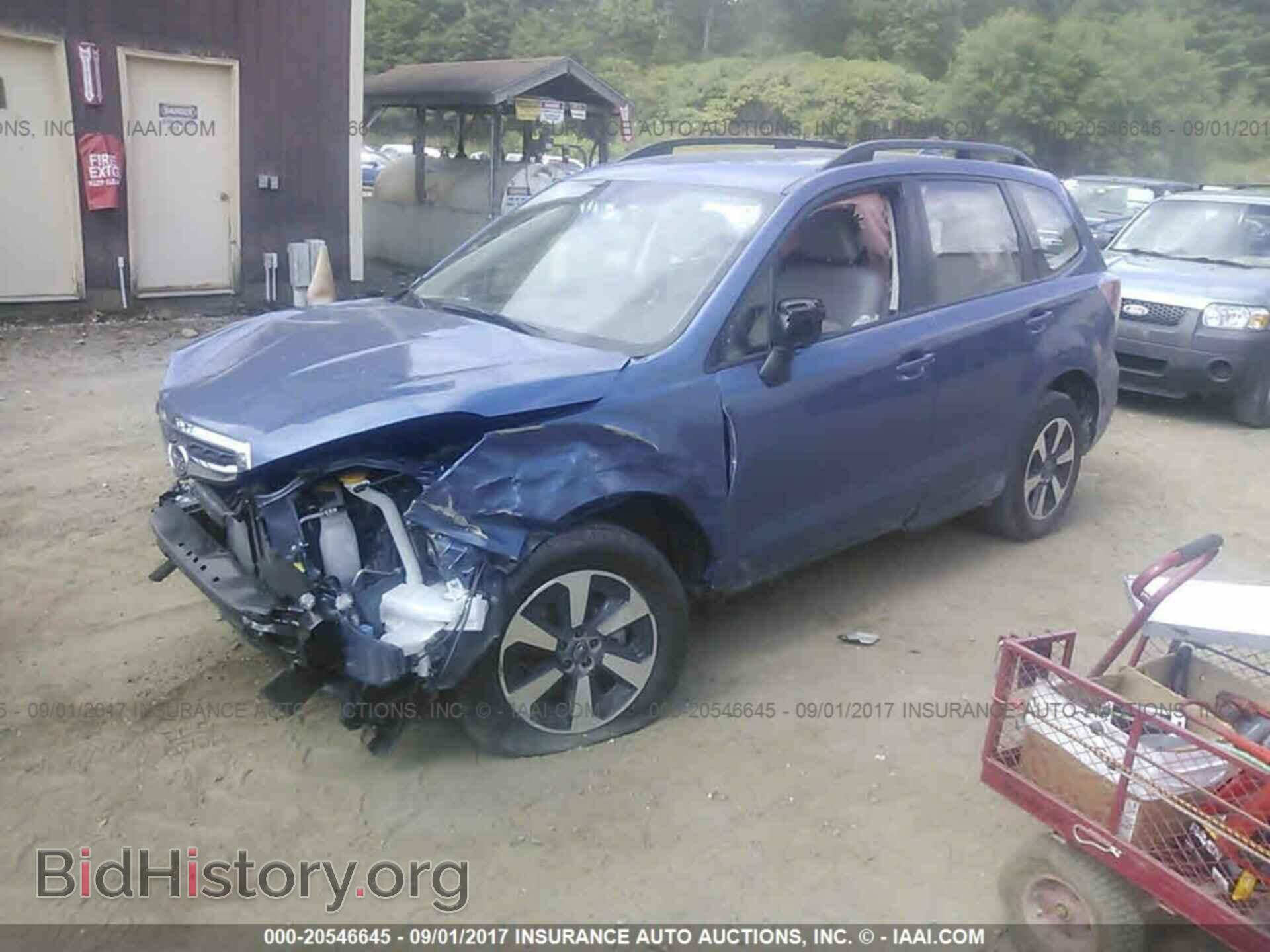 2017 Subaru Forester - VIN: JF2SJABC0HH528767 - Фото 2