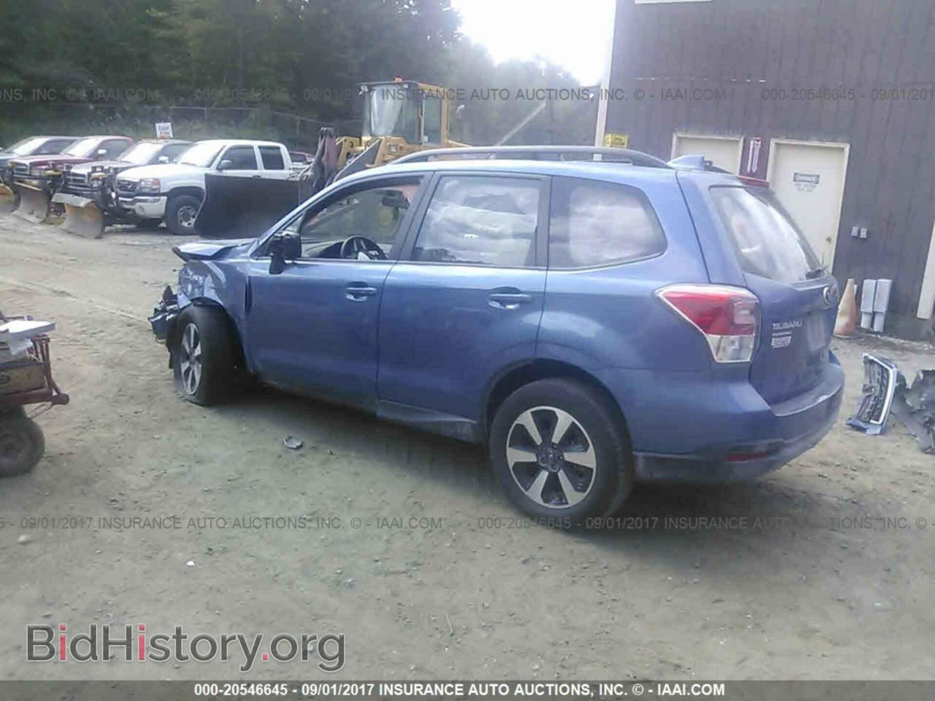 2017 Subaru Forester - VIN: JF2SJABC0HH528767 - Фото 3