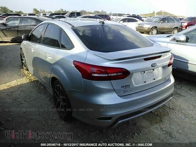 2015 Ford Focus - VIN: 1FADP3F2XFL230505 - Photo 3