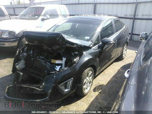 2011 Ford Fiesta - VIN: 3FADP4CJ5BM135148 - Фото 2