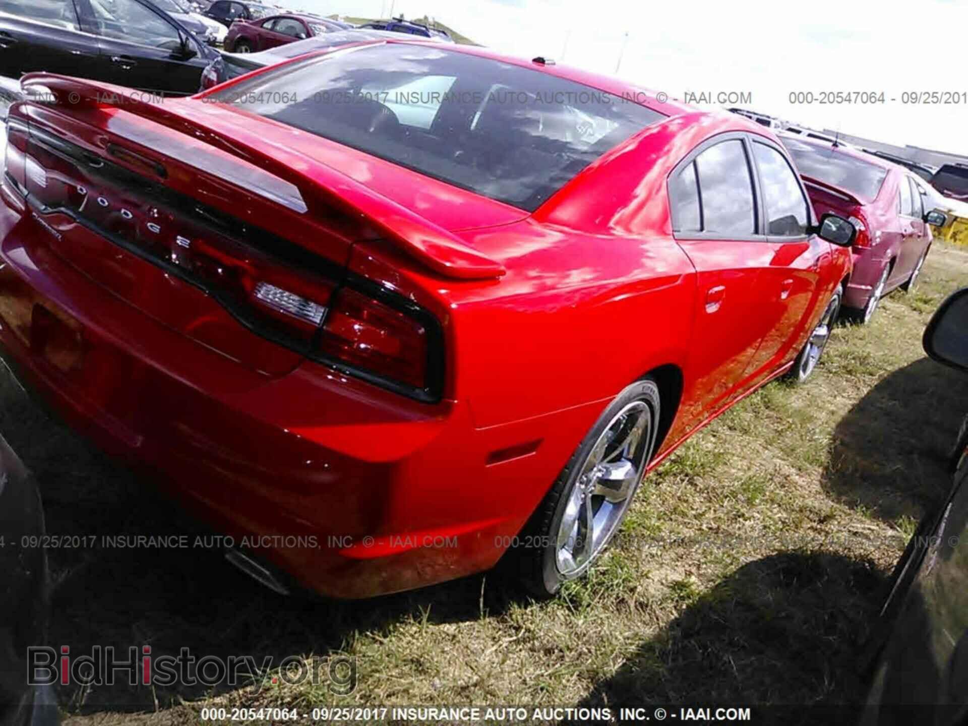 2014 Dodge Charger - VIN: 2C3CDXHGXEH368432 - Photo 4