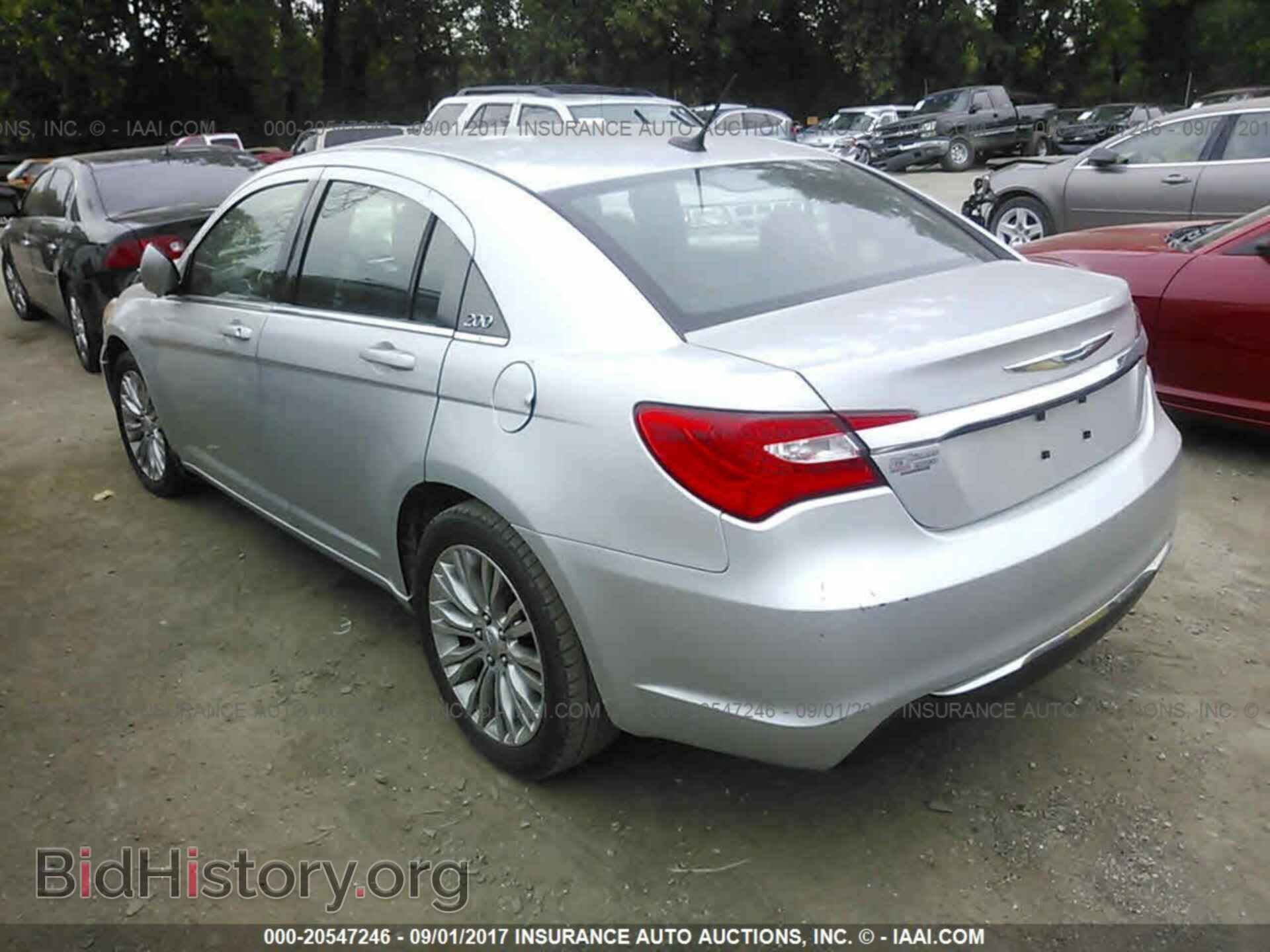 2012 Chrysler 200 - VIN: 1C3CCBAB0CN282281 - Фото 3
