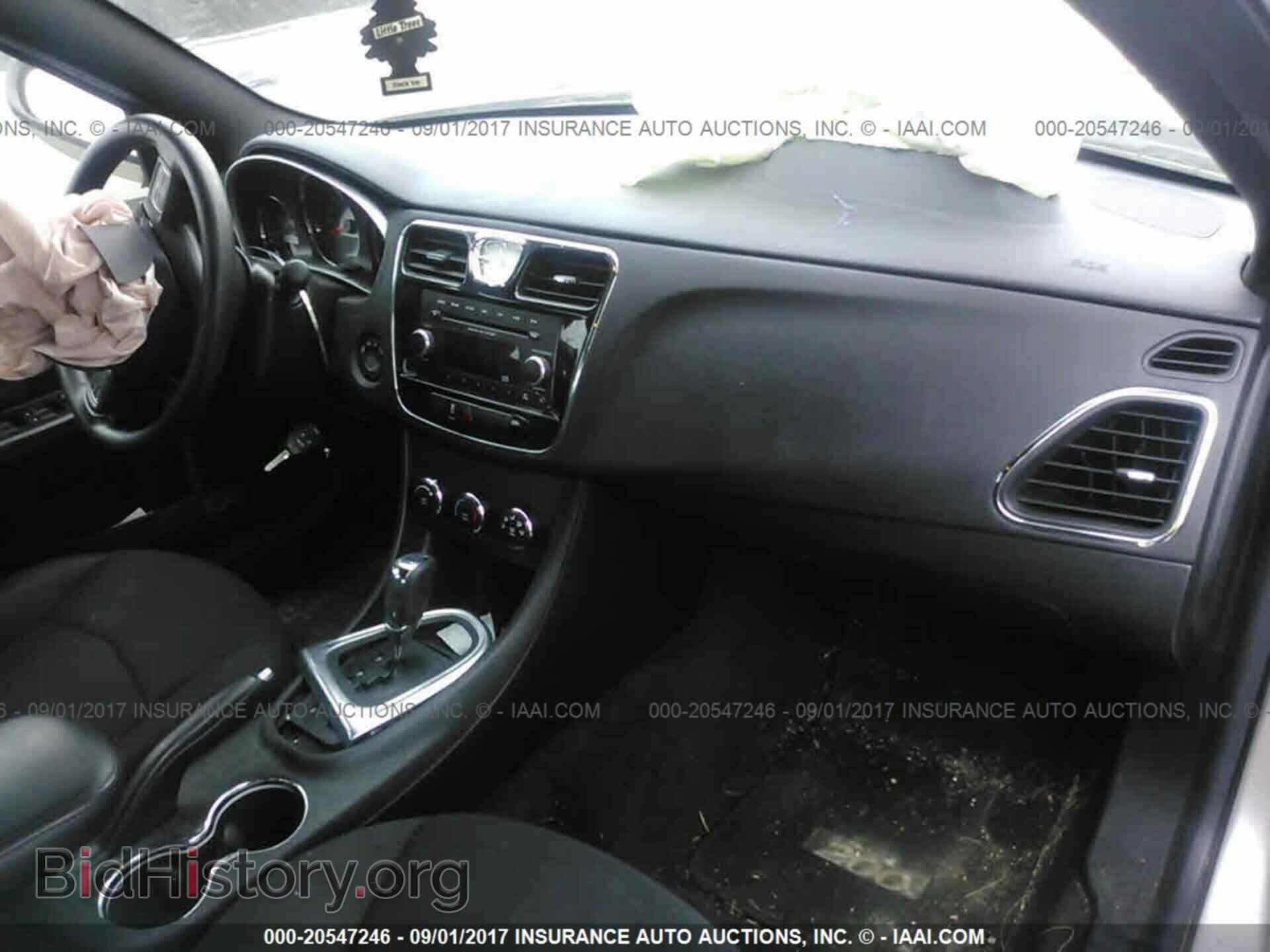 2012 Chrysler 200 - VIN: 1C3CCBAB0CN282281 - Фото 5