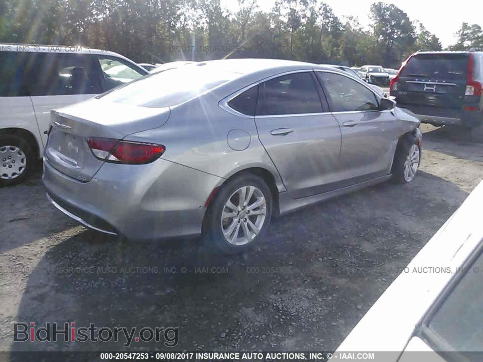 2015 Chrysler 200 - VIN: 1C3CCCAB3FN596095 - Фото 4