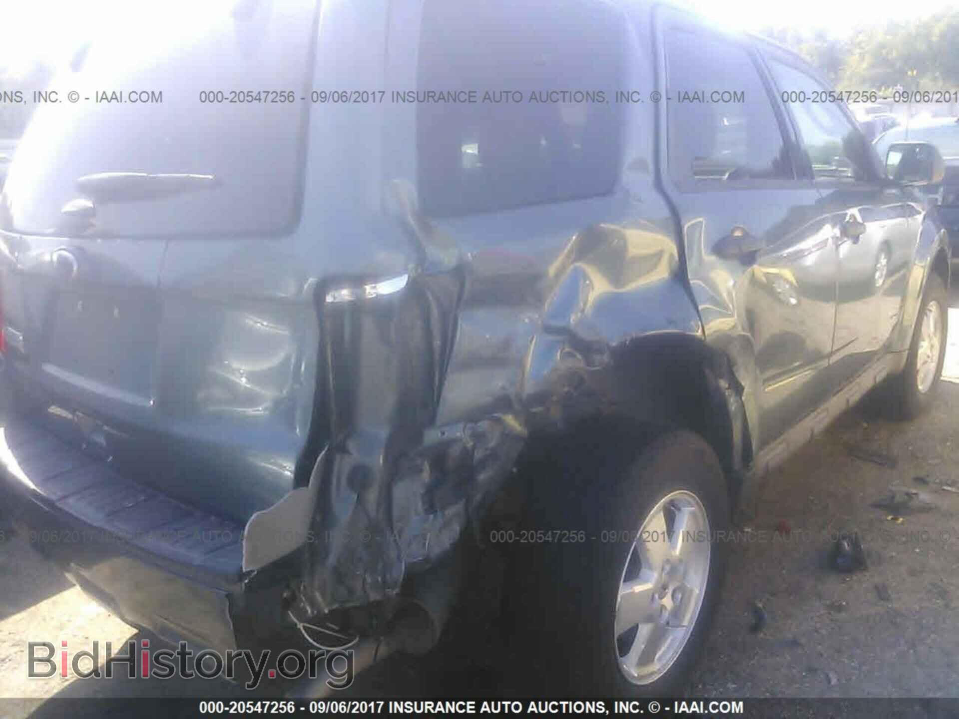 2011 Ford Escape - VIN: 1FMCU0D71BKC10019 - Photo 6