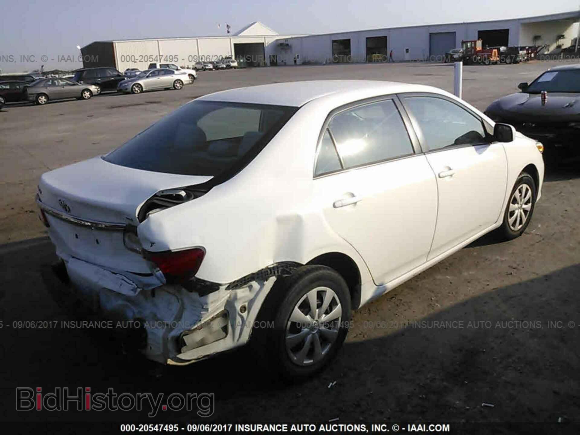 2011 Toyota Corolla - VIN: 2T1BU4EE7BC702575 - Фото 4