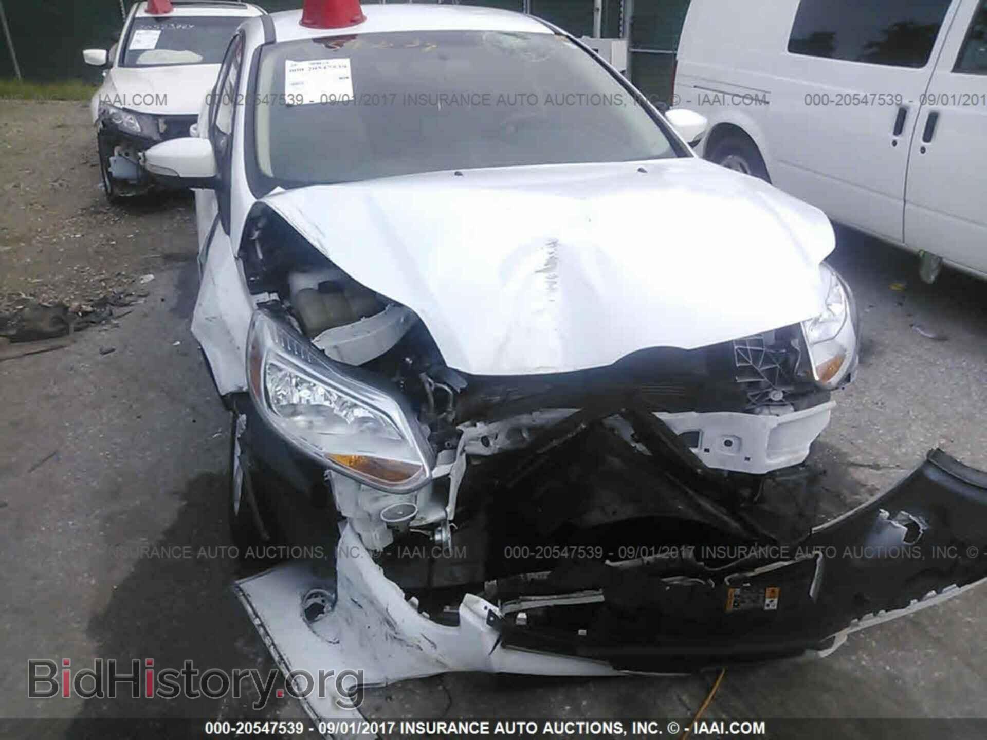 2014 Ford Focus - VIN: 1FADP3F22EL437372 - Photo 6