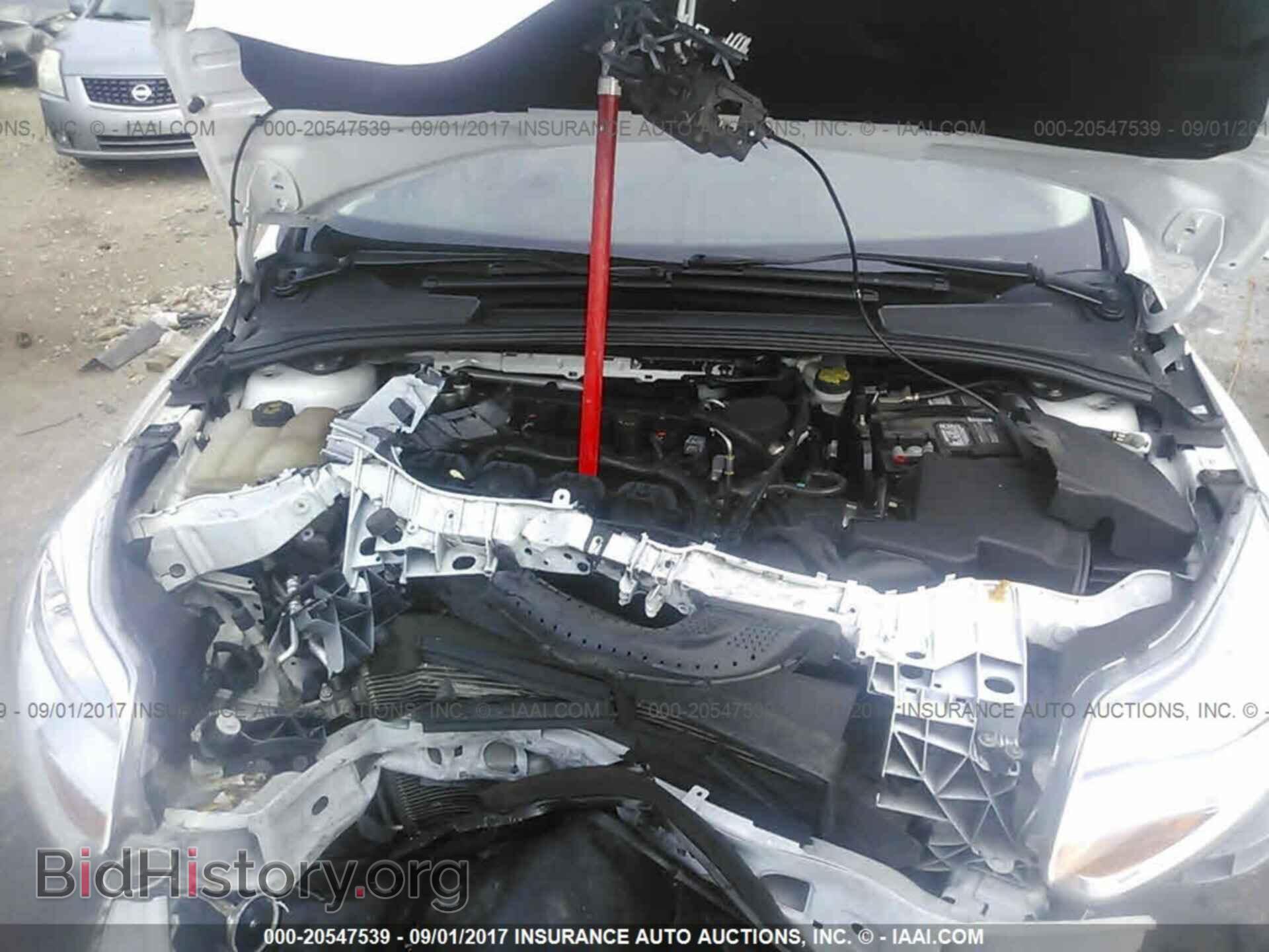 2014 Ford Focus - VIN: 1FADP3F22EL437372 - Photo 10