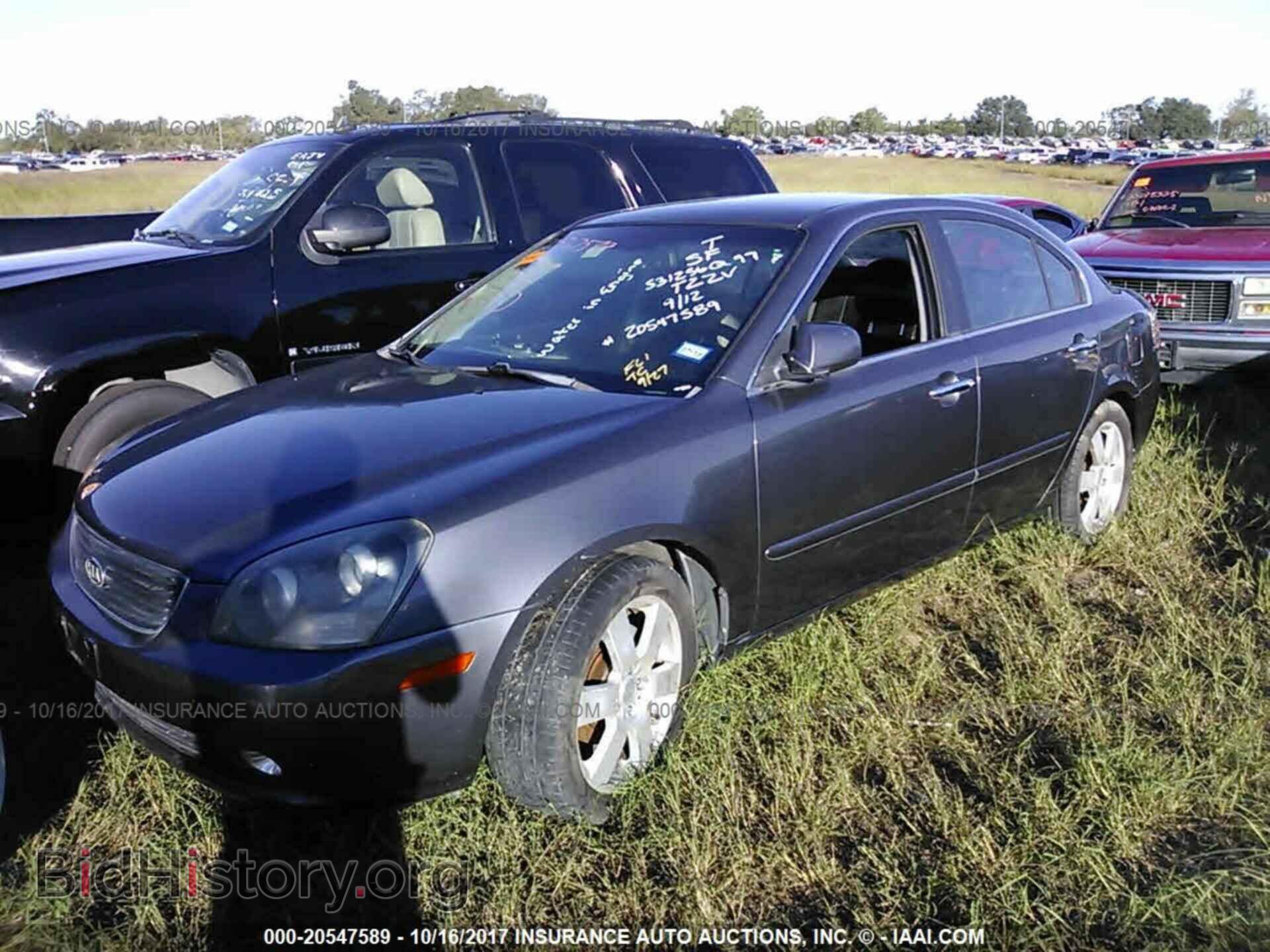 2008 KIA OPTIMA - VIN: KNAGE124385168300 - Фото 2