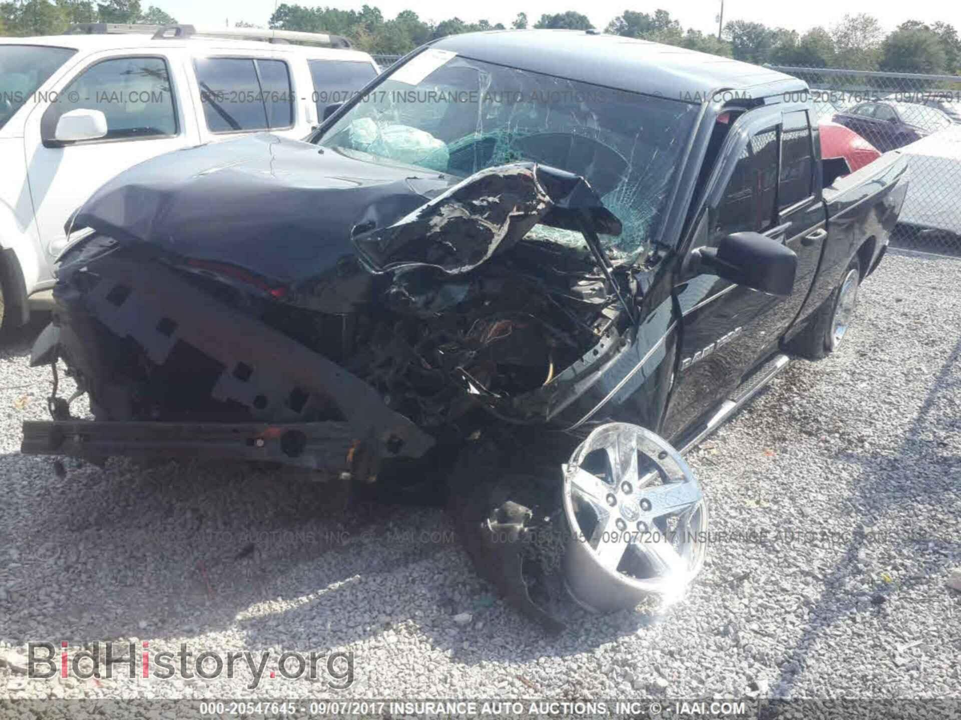 2012 Dodge Ram 1500 - VIN: 1C6RD6FTXCS141559 - Фото 2